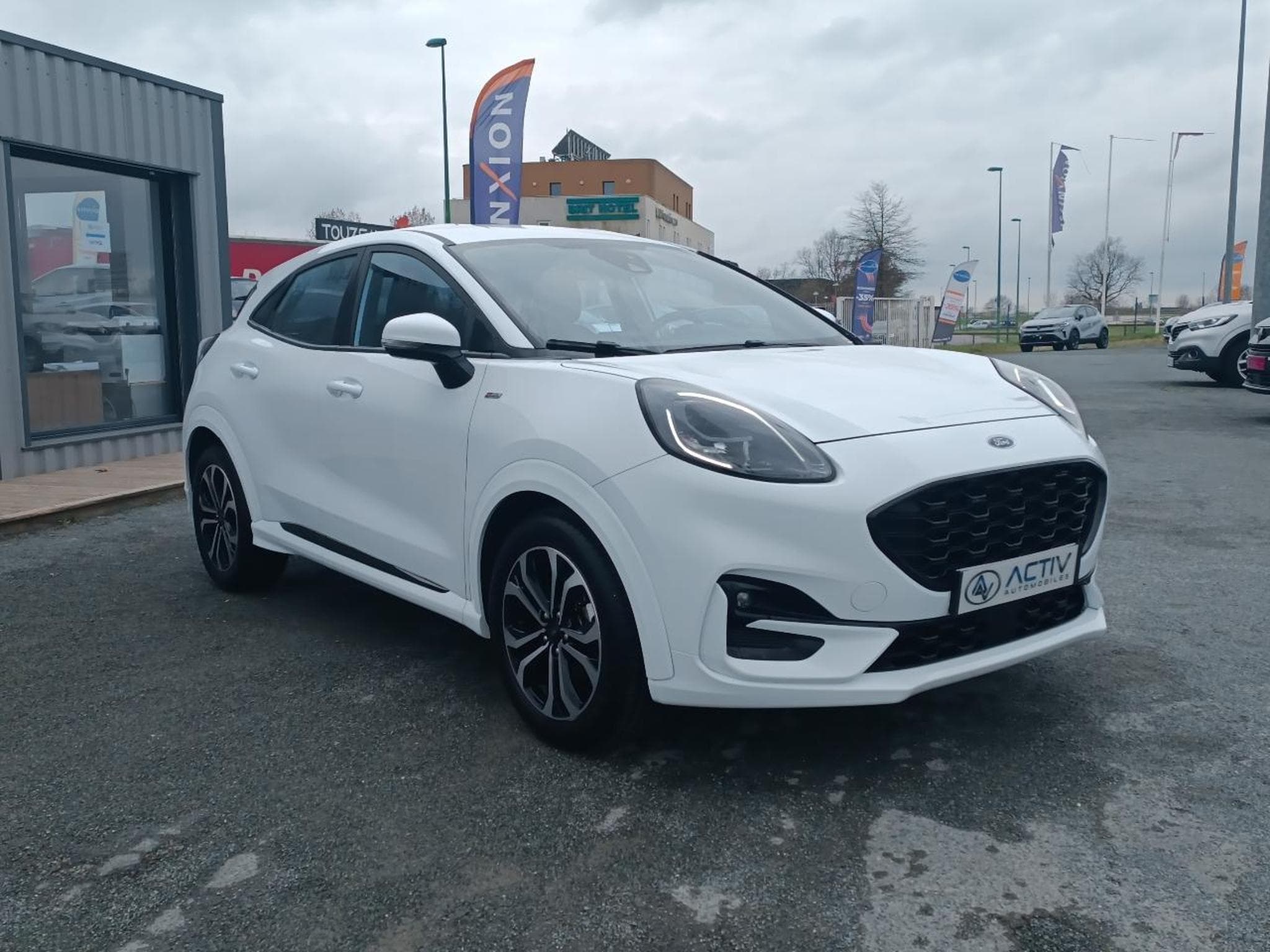Ford PUMA 1.0 FLEXIFUEL 125 MHEV ST-LINE (2023) - Photo 3