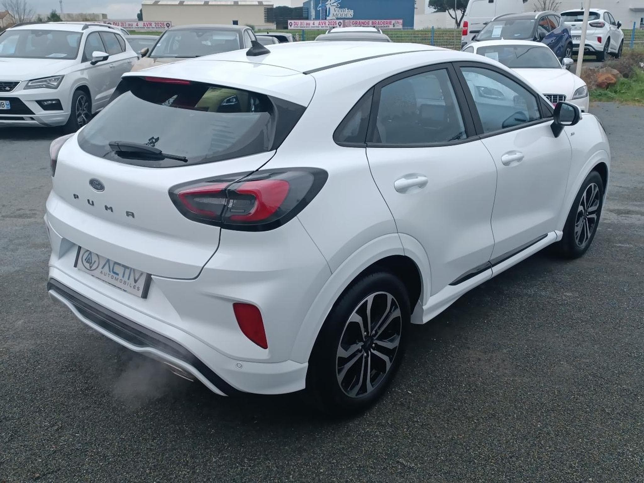 Ford PUMA 1.0 FLEXIFUEL 125 MHEV ST-LINE (2023) - Photo 5