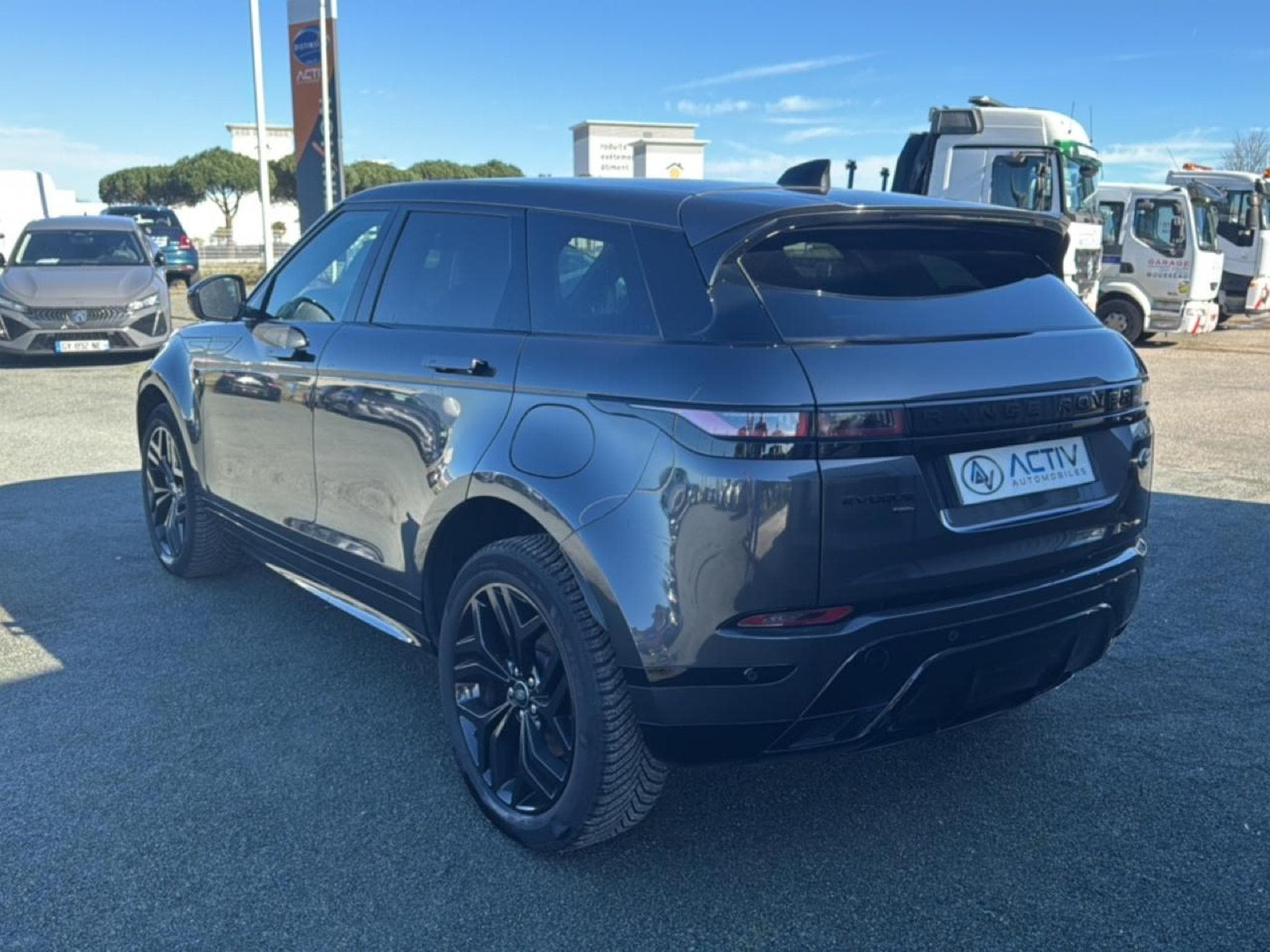 Land-Rover RANGE ROVER EVOQUE 1.5 P300E 309 R-DYNAMIC SE AWD BVA (2021) - Photo 7