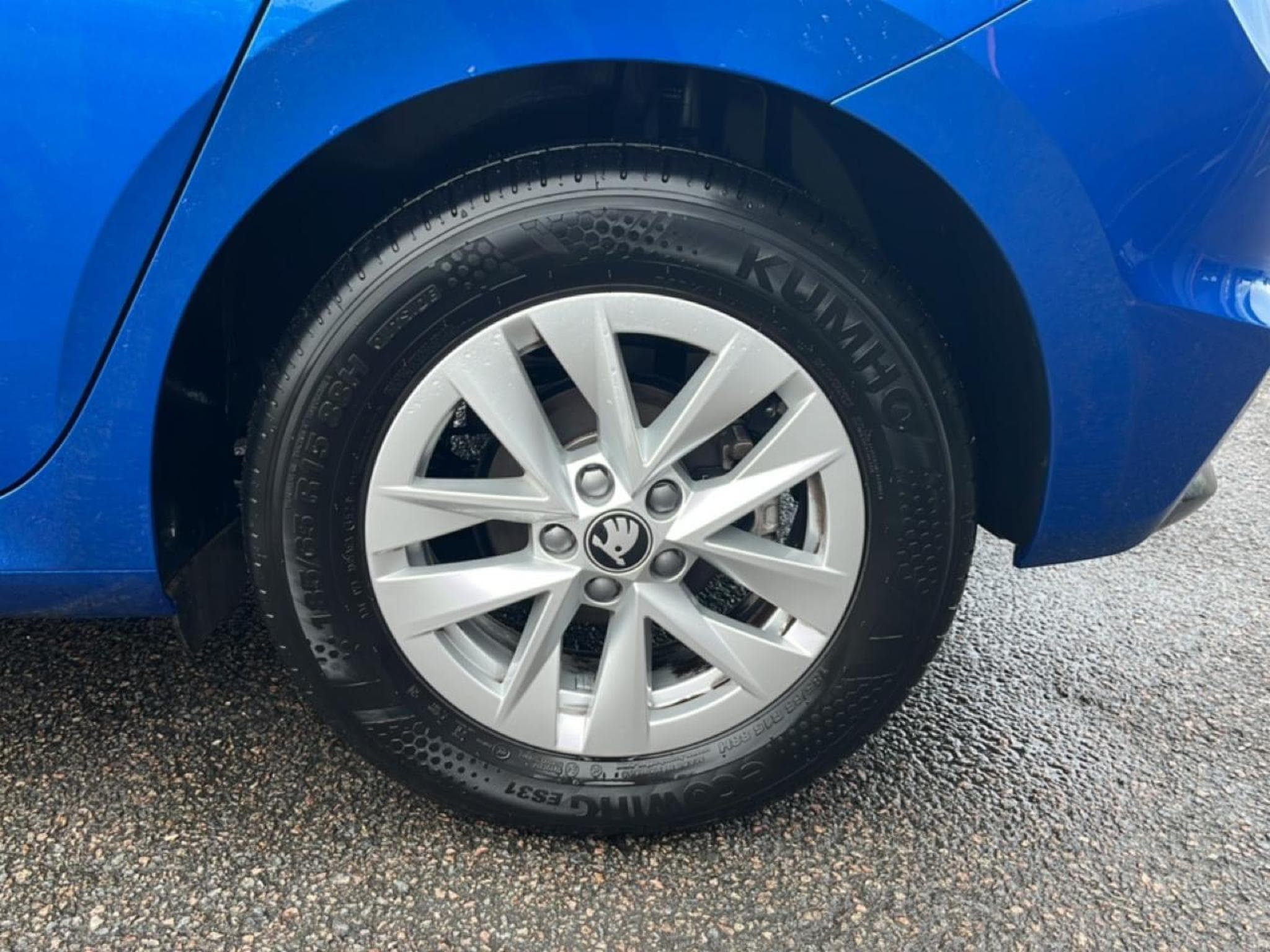 Skoda FABIA 1.0 TSI EVO2 95 SELECTION (2025) - Foto 9