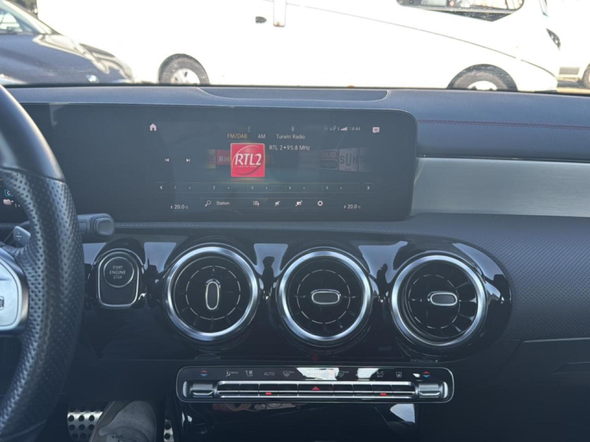 Mercedes CLA 250 E 262 AMG LINE 8G-DCT (2022) - Photo 16