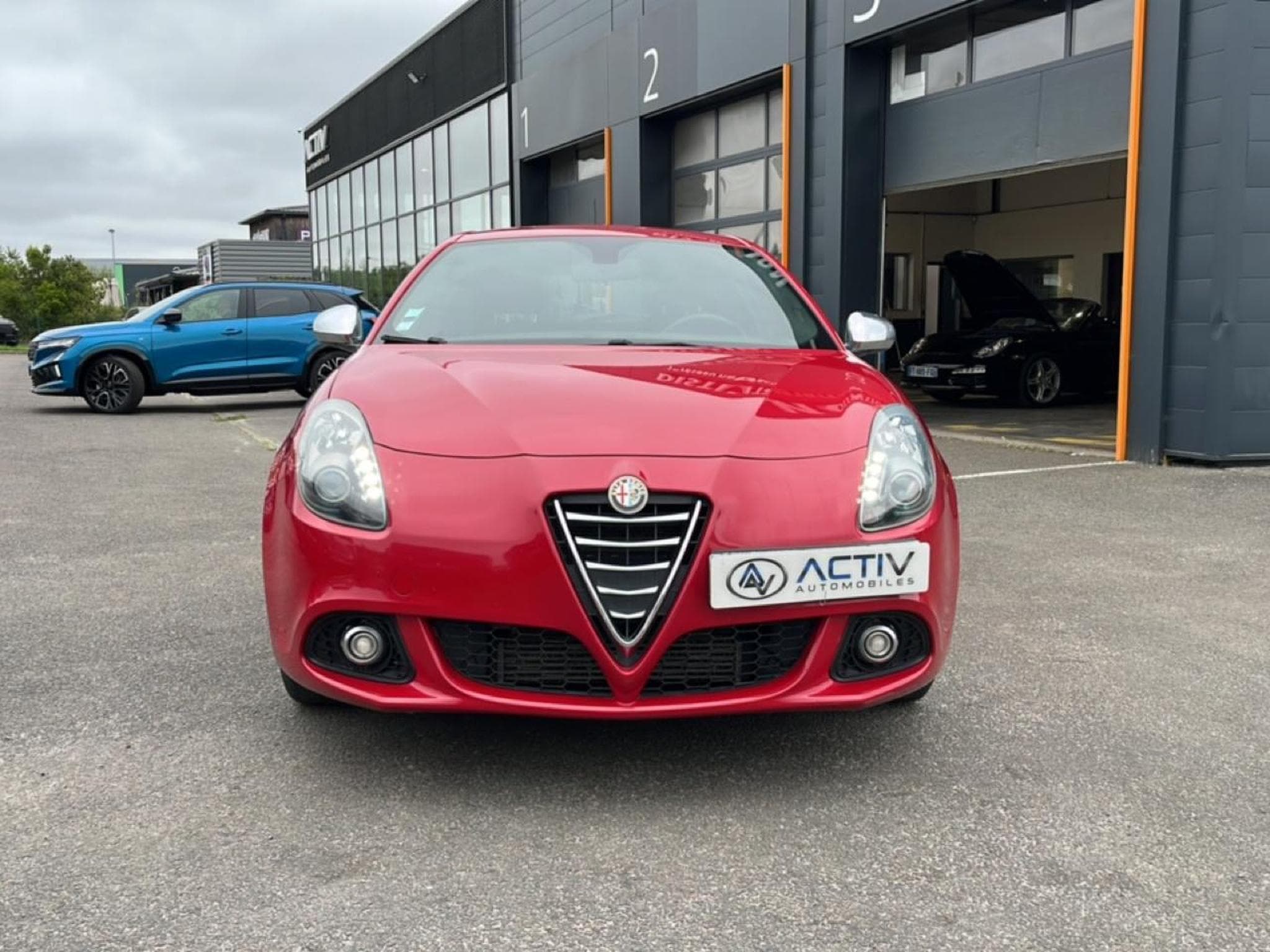 Alfa-Romeo GIULIETTA 1.6 JTDM 105 EDIZIONE (2016) - Photo 2