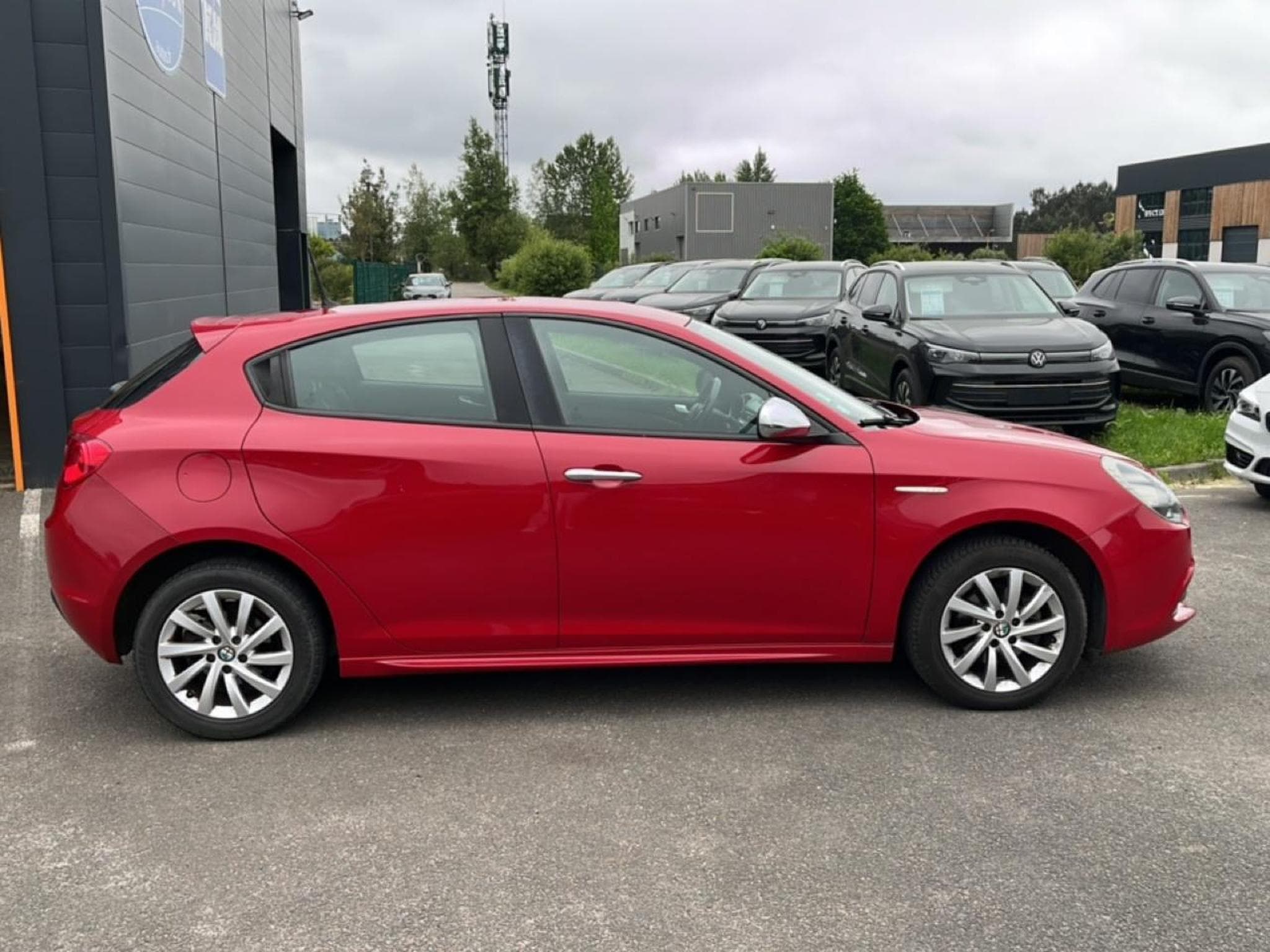 Alfa-Romeo GIULIETTA 1.6 JTDM 105 EDIZIONE (2016) - Photo 4