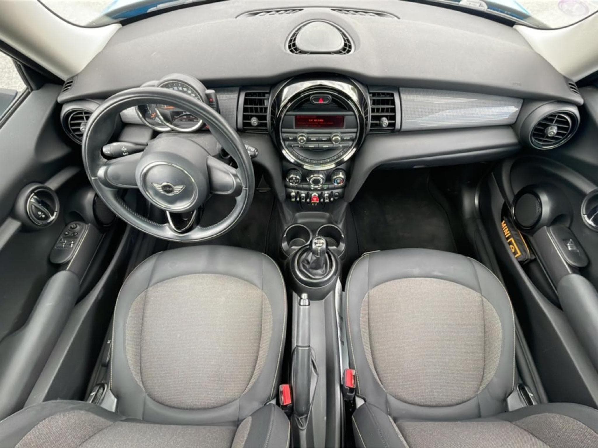 Mini MINI COOPER 136 (2015) - Photo 14