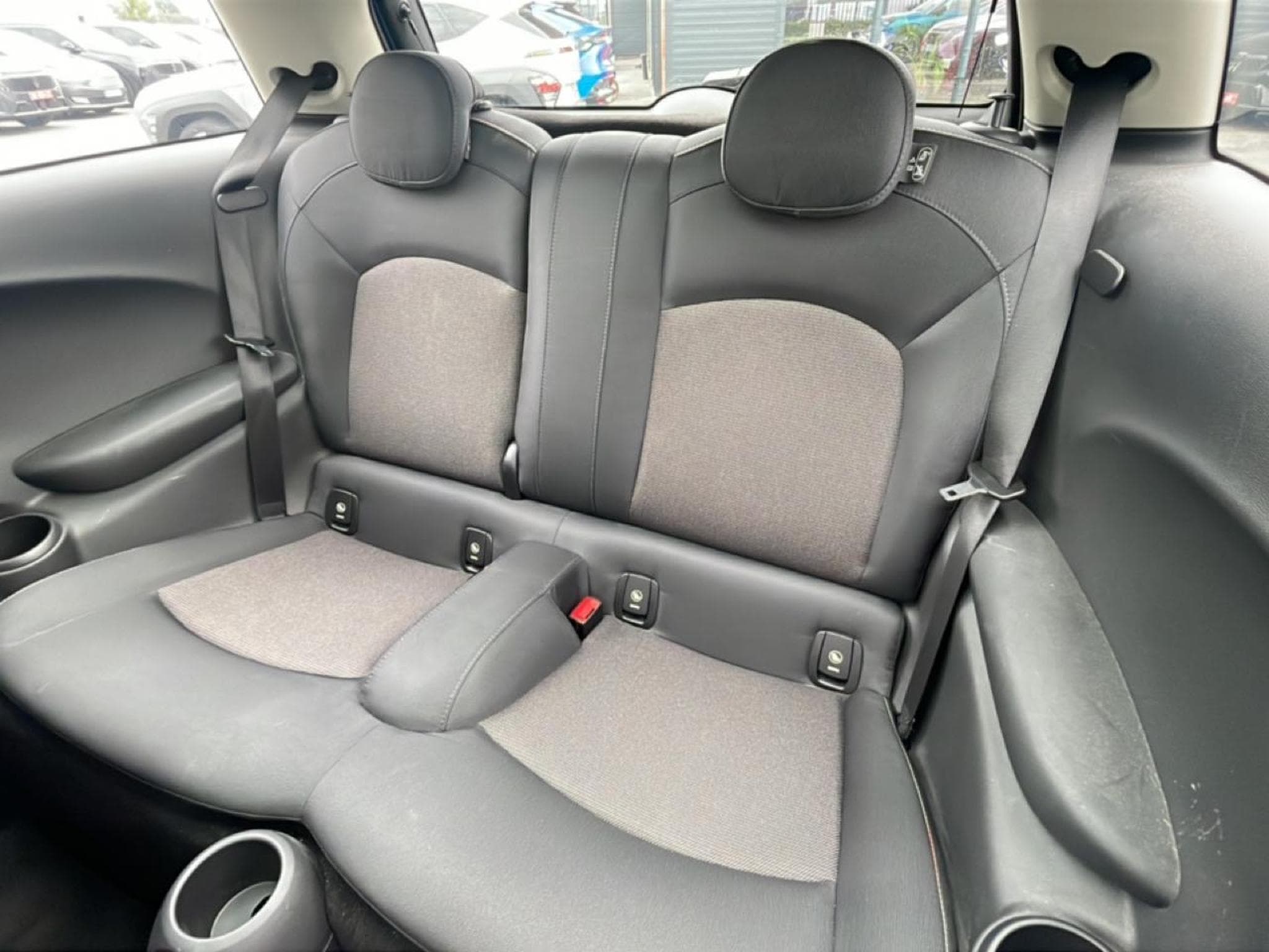 Mini MINI COOPER 136 (2015) - Photo 17