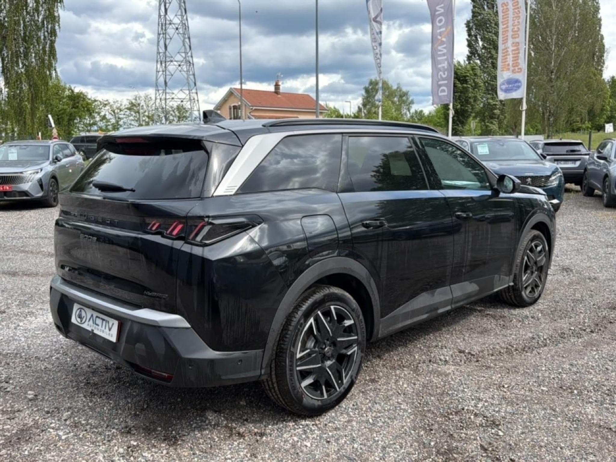 Peugeot 5008 HYBRID 145 ALLURE E-DCS6 (2025) - Foto 5