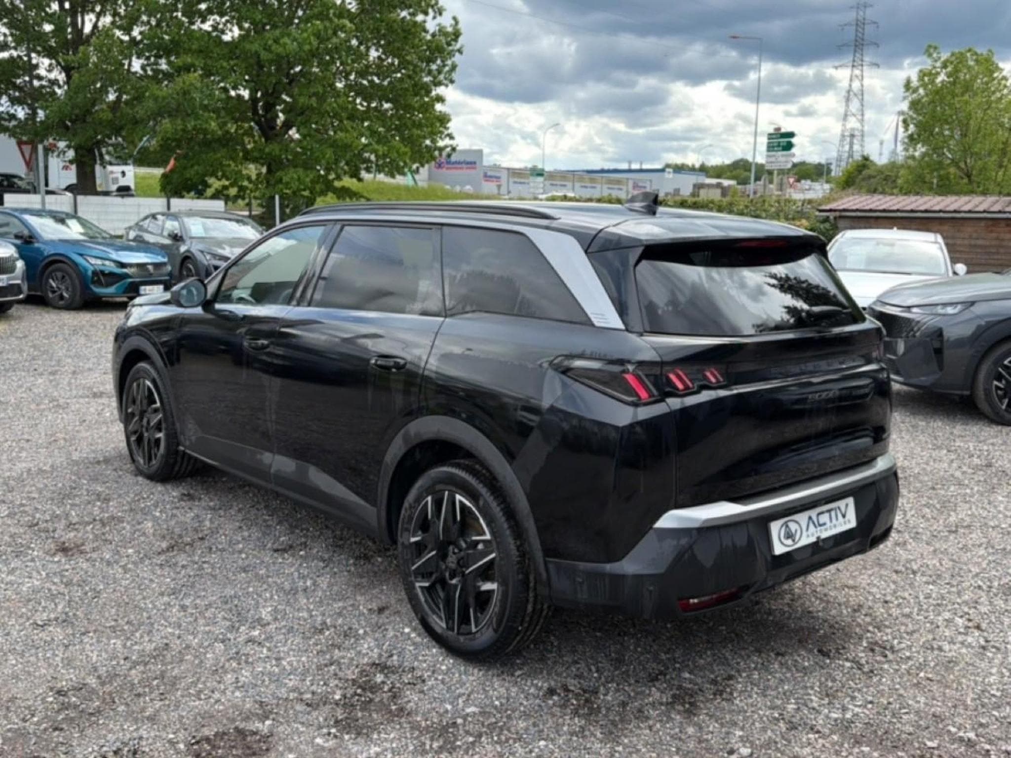 Peugeot 5008 HYBRID 145 ALLURE E-DCS6 (2025) - Foto 7