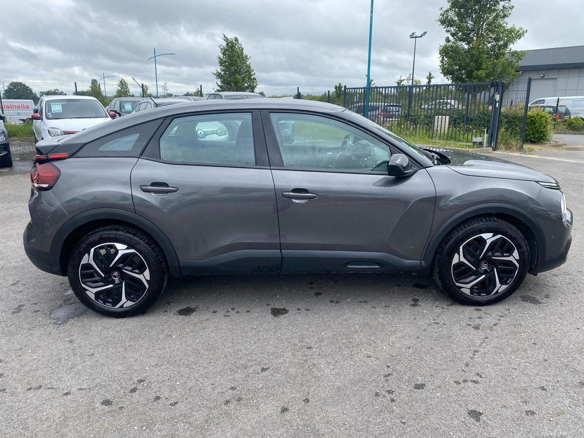 Citroen C4 BLUEHDI 130 FEEL PACK BUSINESS EAT8 (2021) - Photo 4