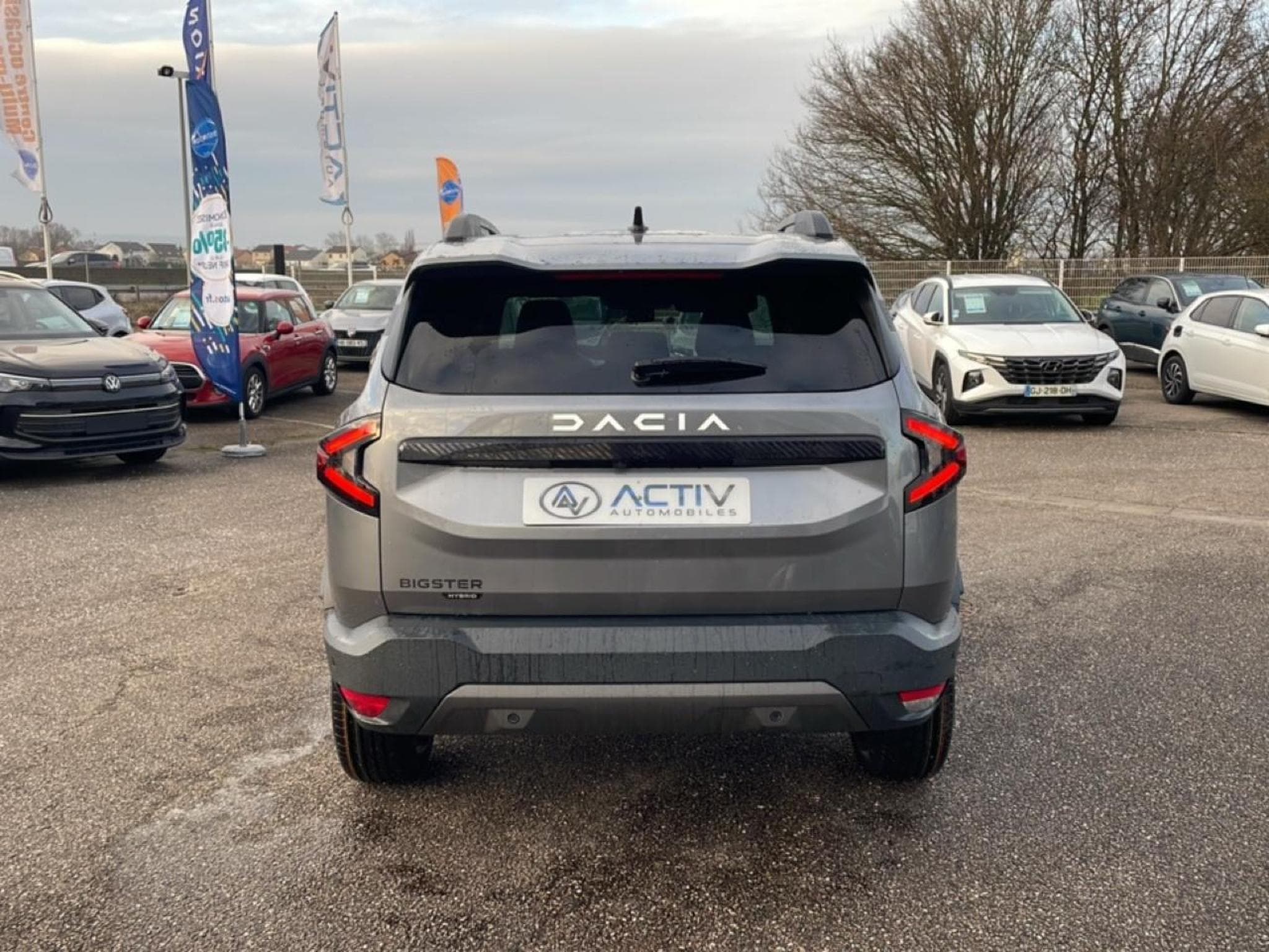 Dacia BIGSTER 1.8 HYBRID 155 JOURNEY (2025) - Foto 6