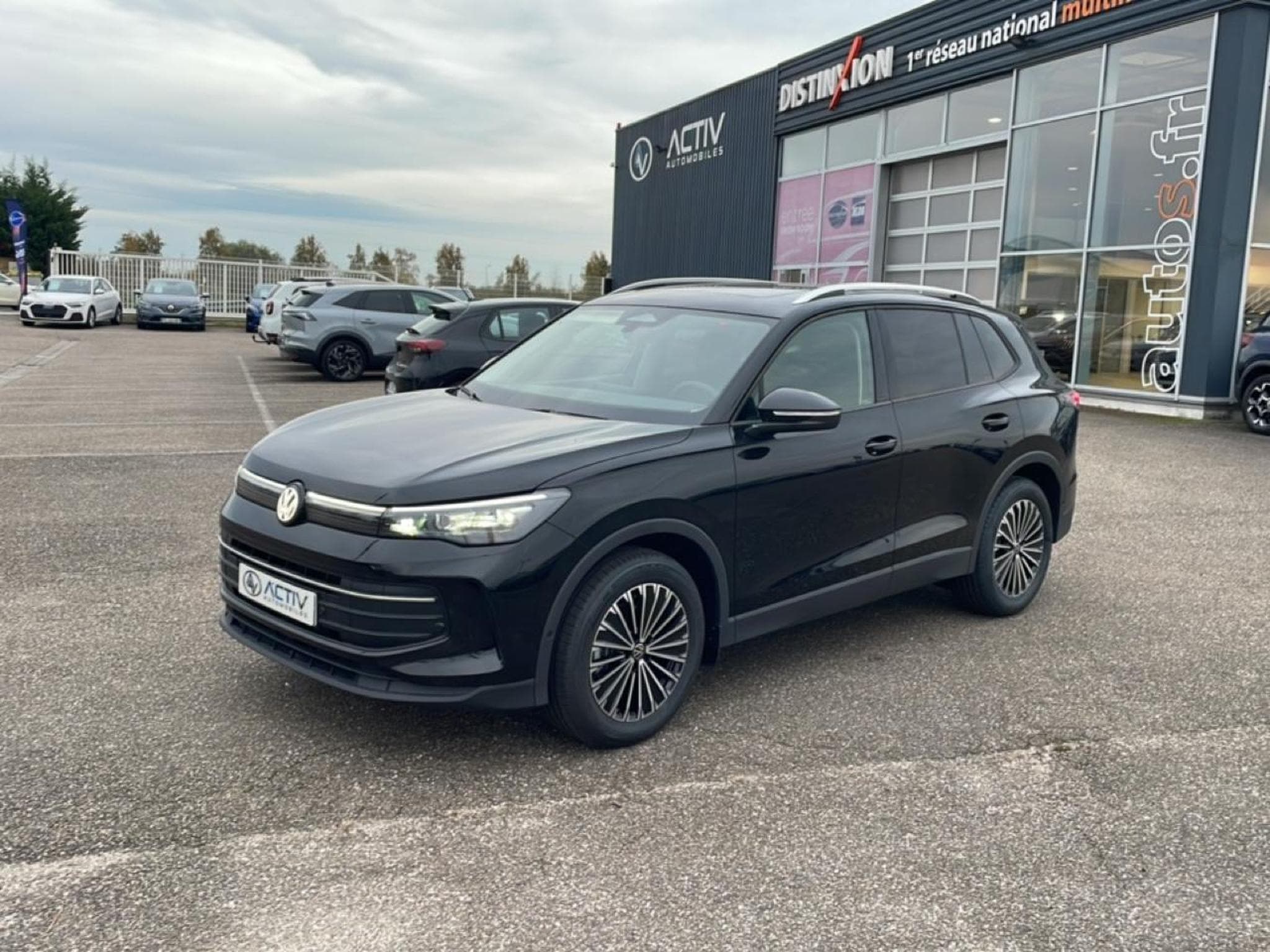 VW TIGUAN 1.5 ETSI 150 LIFE DSG7 (2025) - Foto 1