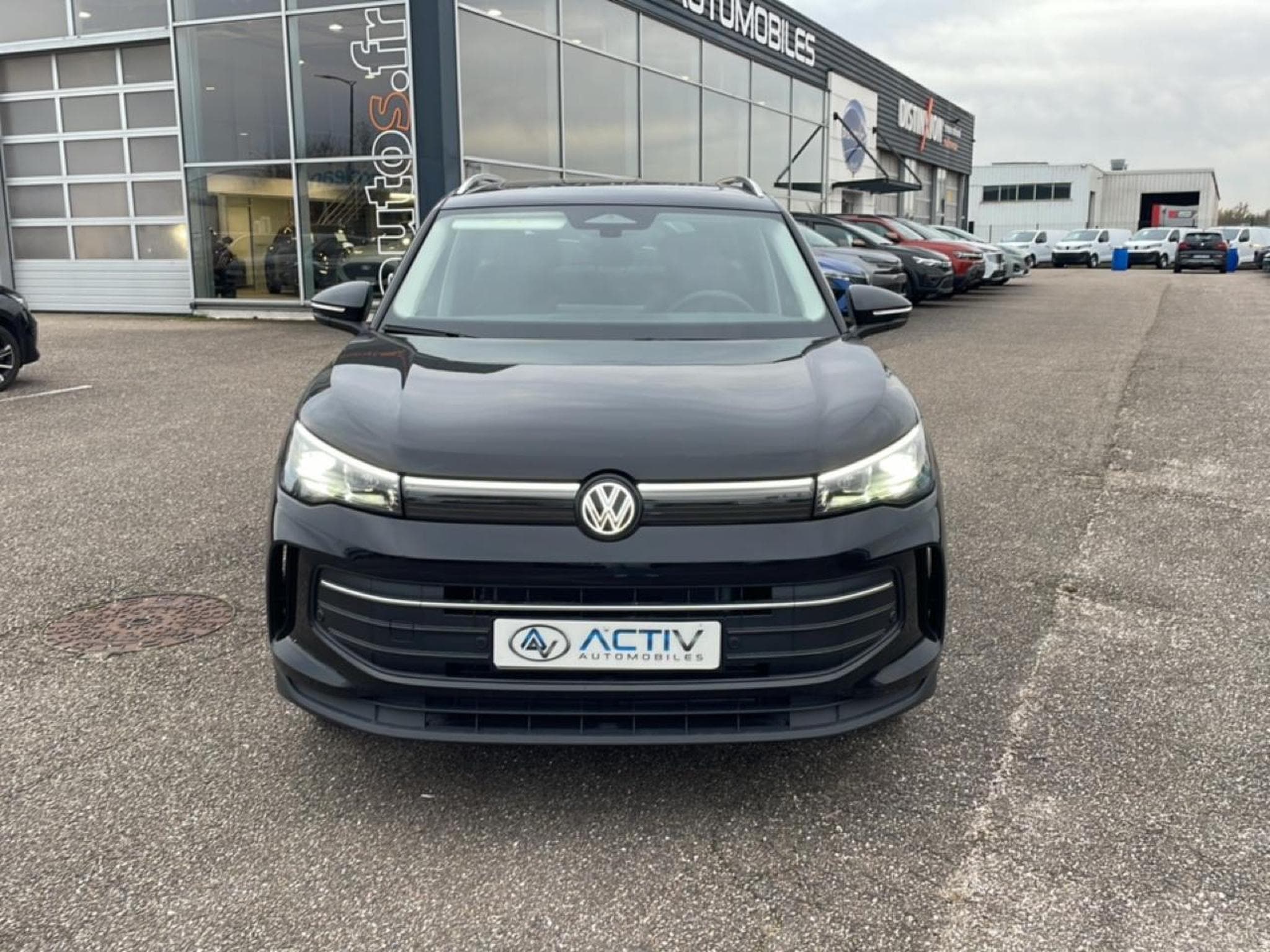 VW TIGUAN 1.5 ETSI 150 LIFE DSG7 (2025) - Foto 2