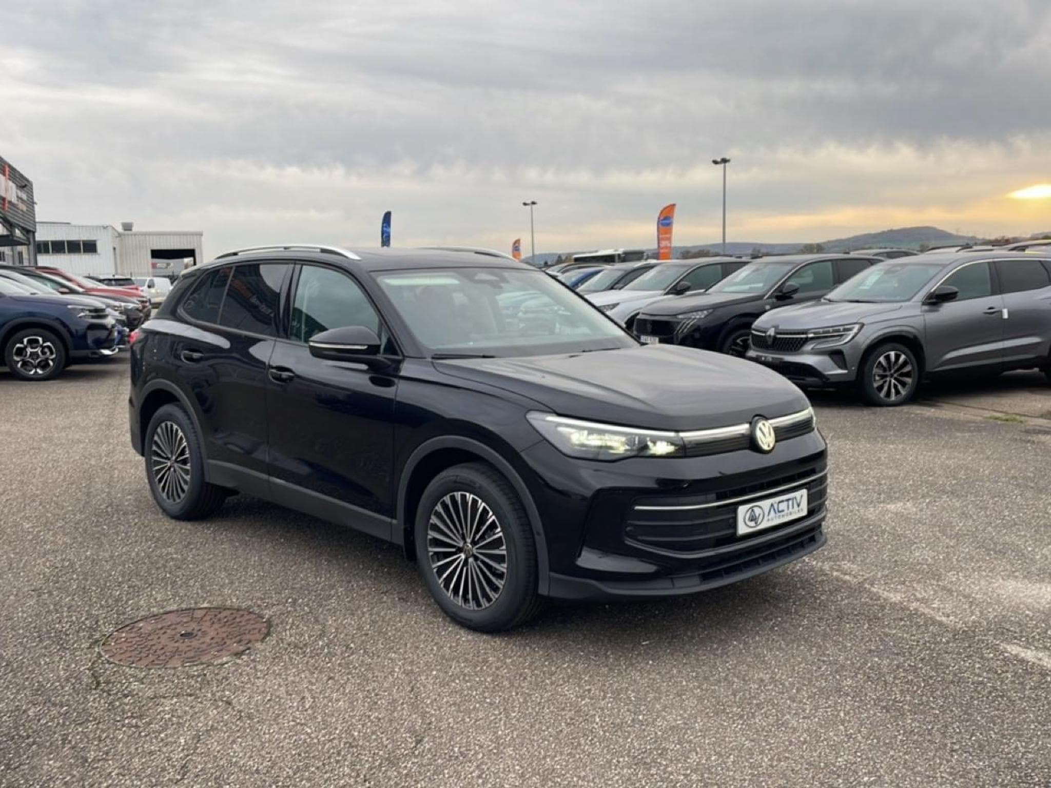 VW TIGUAN 1.5 ETSI 150 LIFE DSG7 (2025) - Foto 3