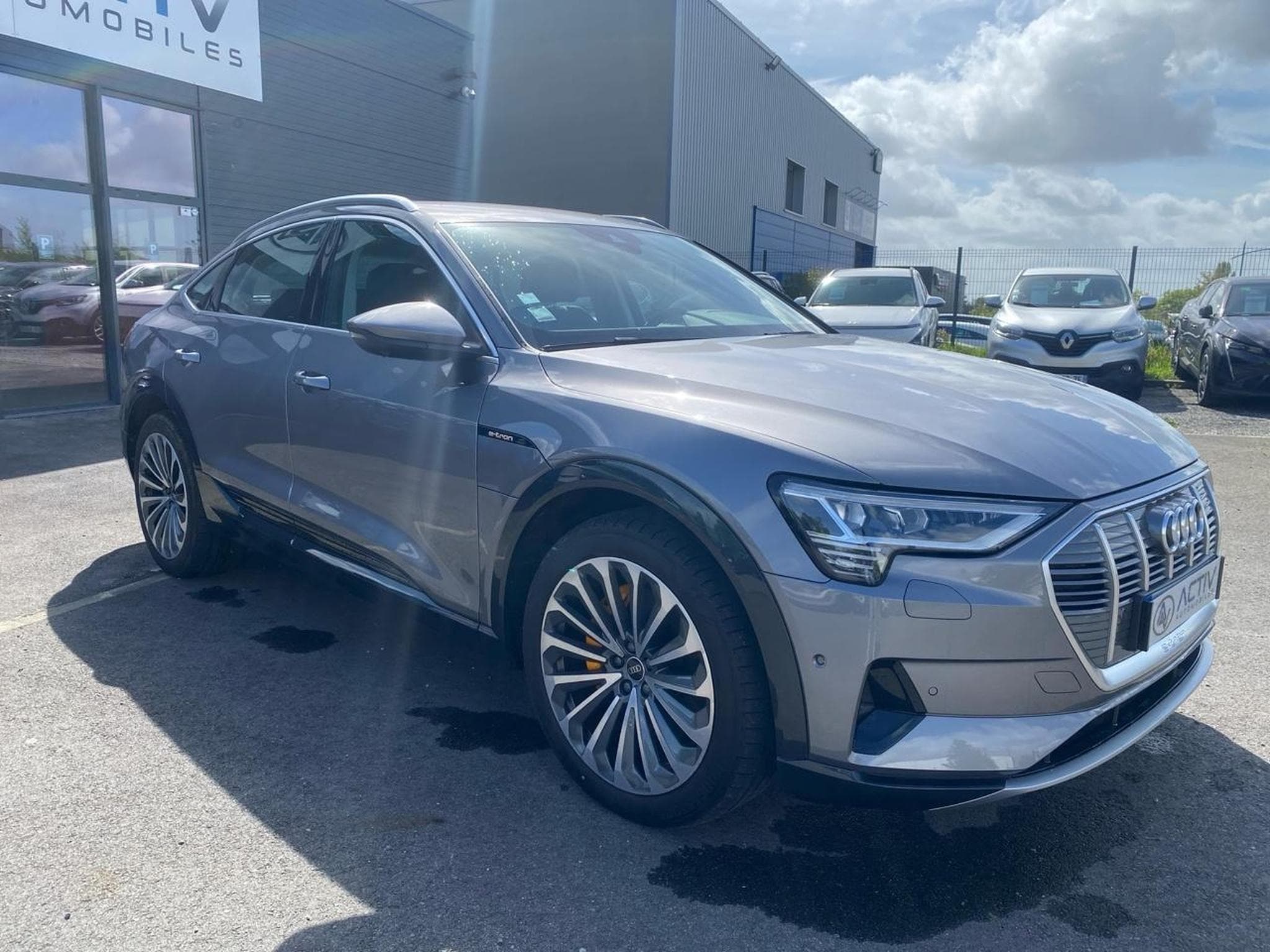Audi Q8 E-TRON 55 408 AVUS QUATTRO (2022) - Photo 3