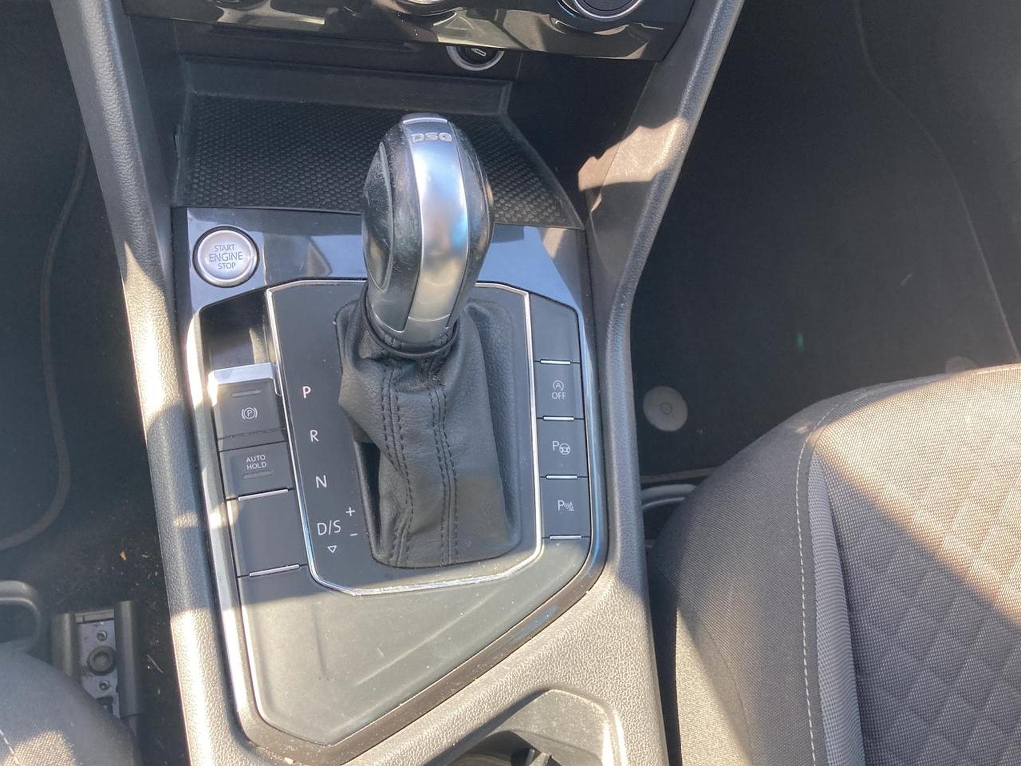 VW TIGUAN 2.0 TDI 150 CONFORTLINE DSG7 (2018) - Photo 20
