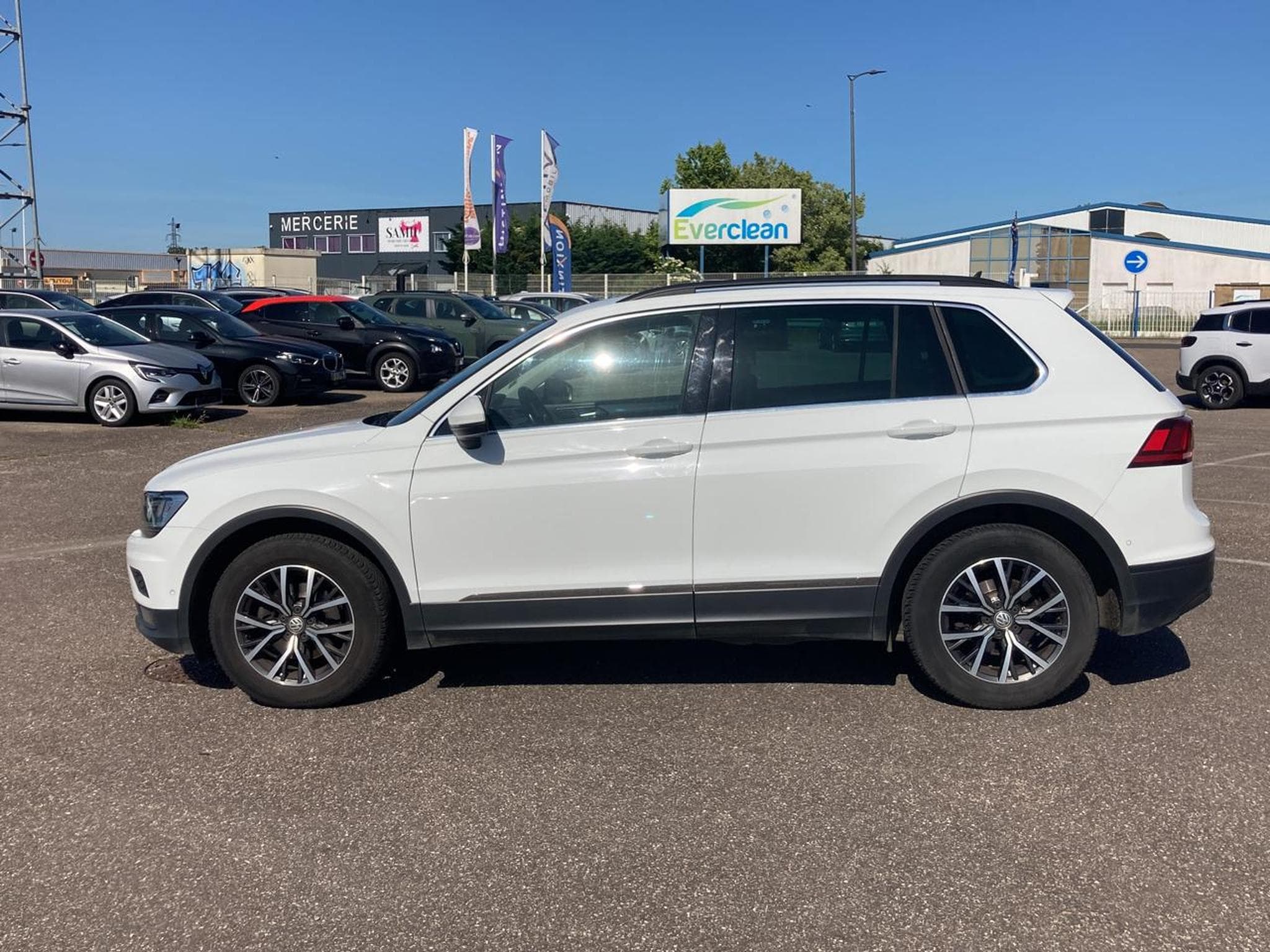 VW TIGUAN 2.0 TDI 150 CONFORTLINE DSG7 (2018) - Photo 8