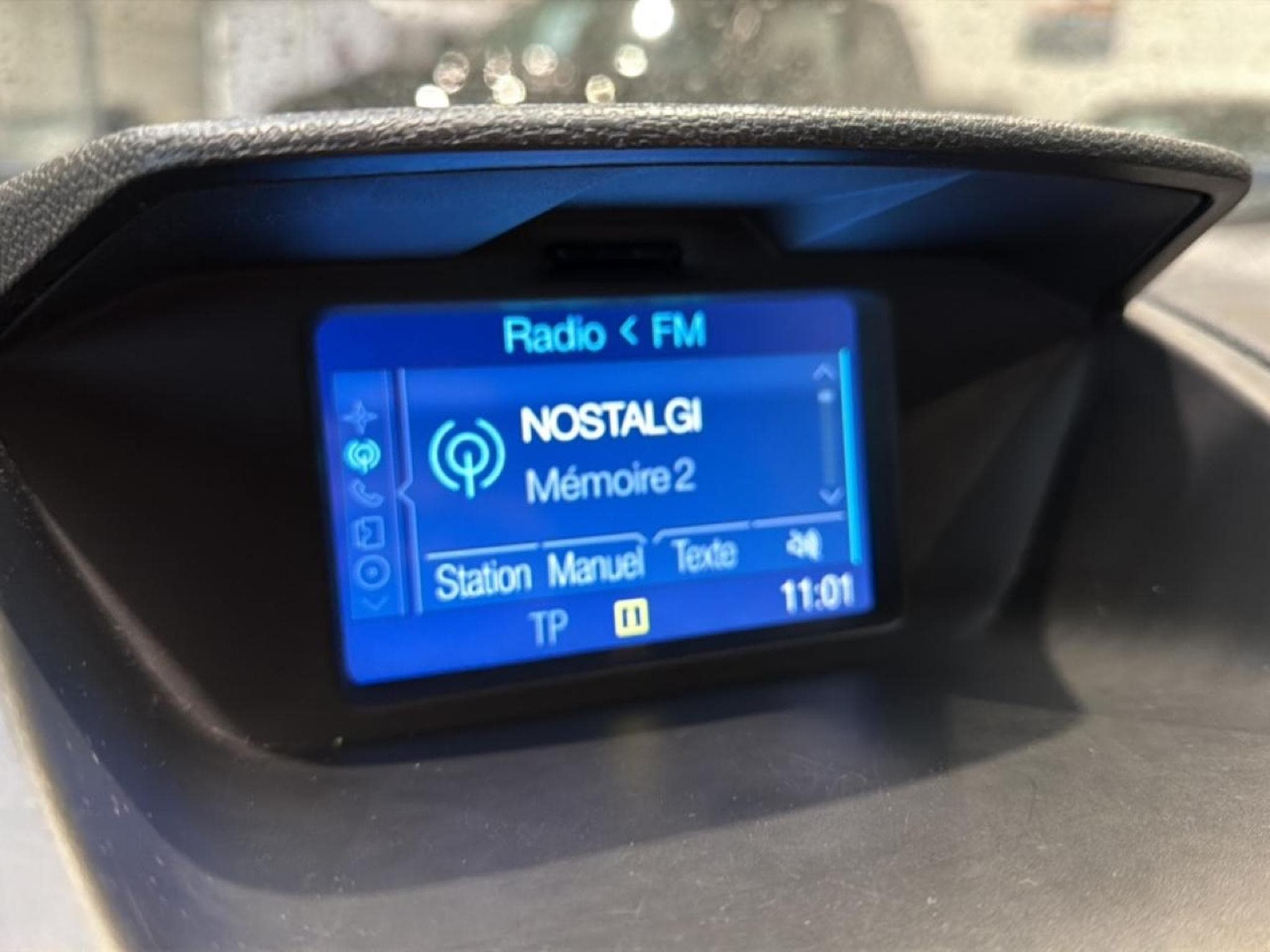 Ford ECOSPORT 1.0 ECOBOOST 140 ST-LINE (2017) - Photo 18