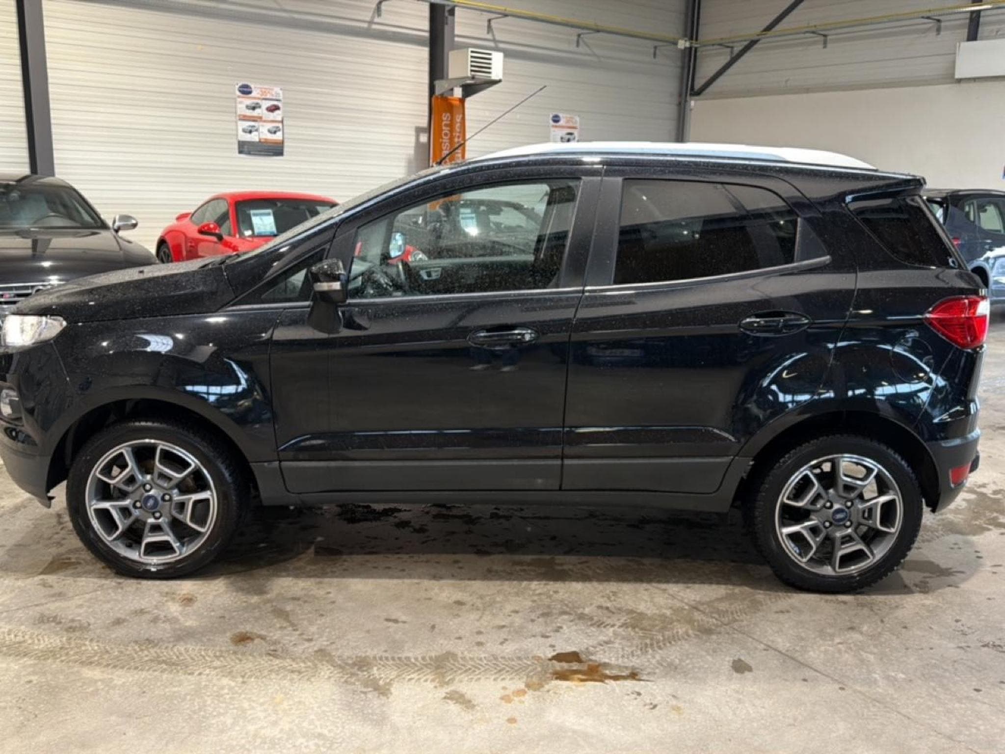 Ford ECOSPORT 1.0 ECOBOOST 140 ST-LINE (2017) - Photo 6