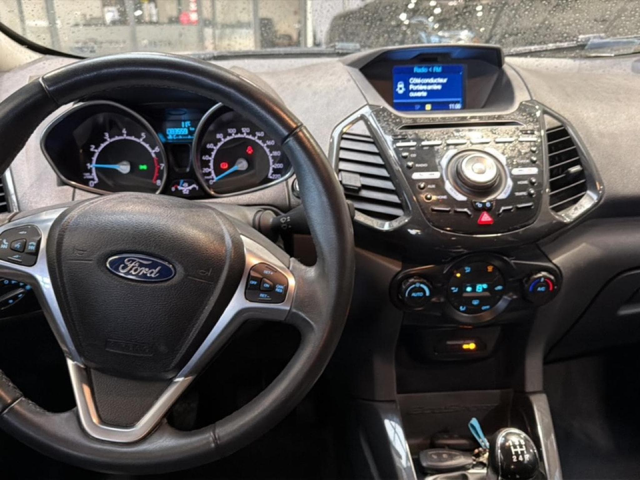 Ford ECOSPORT 1.0 ECOBOOST 140 ST-LINE (2017) - Photo 8