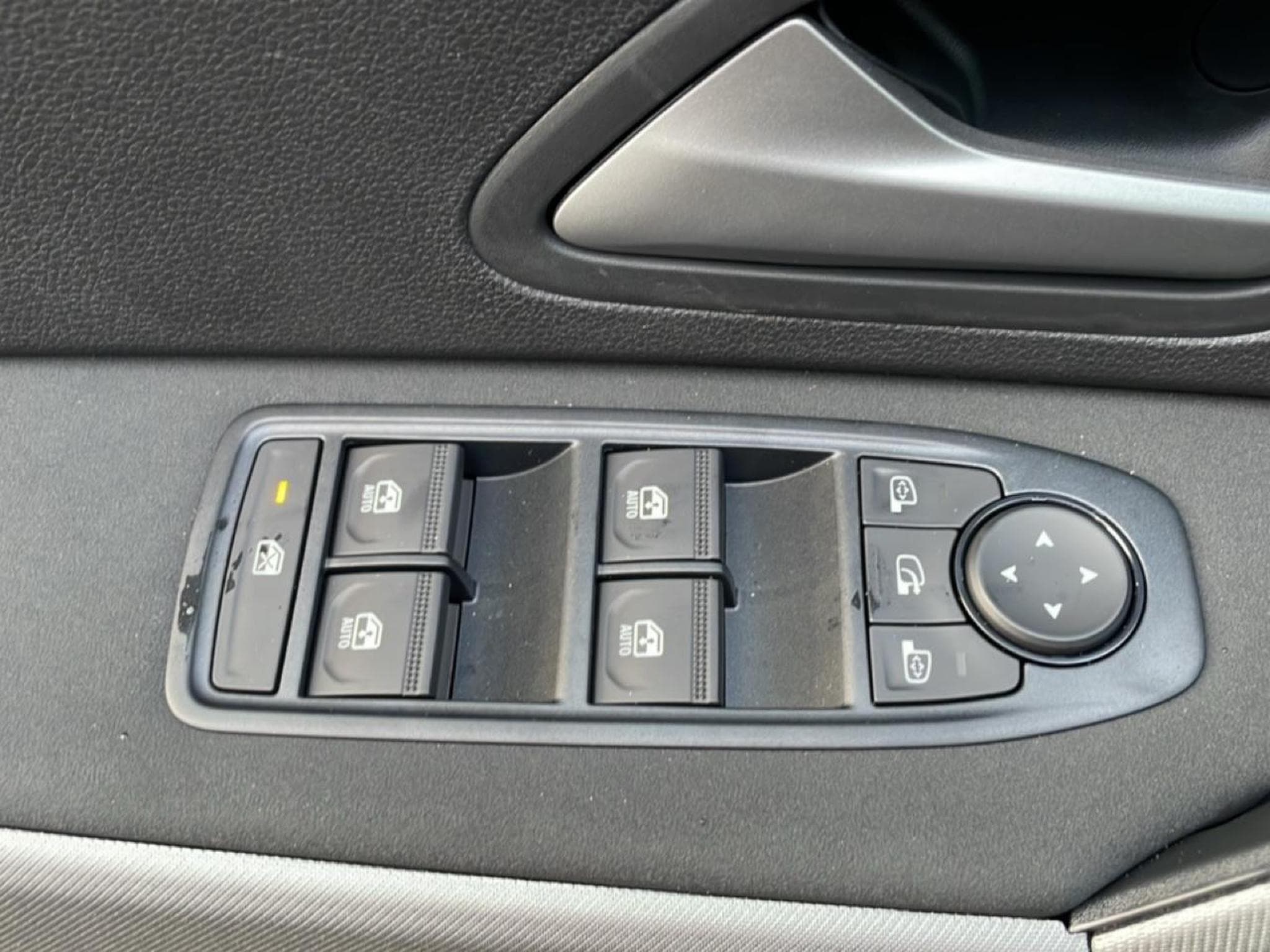 Dacia BIGSTER 1.8 HYBRID 155 JOURNEY (2025) - Foto 11