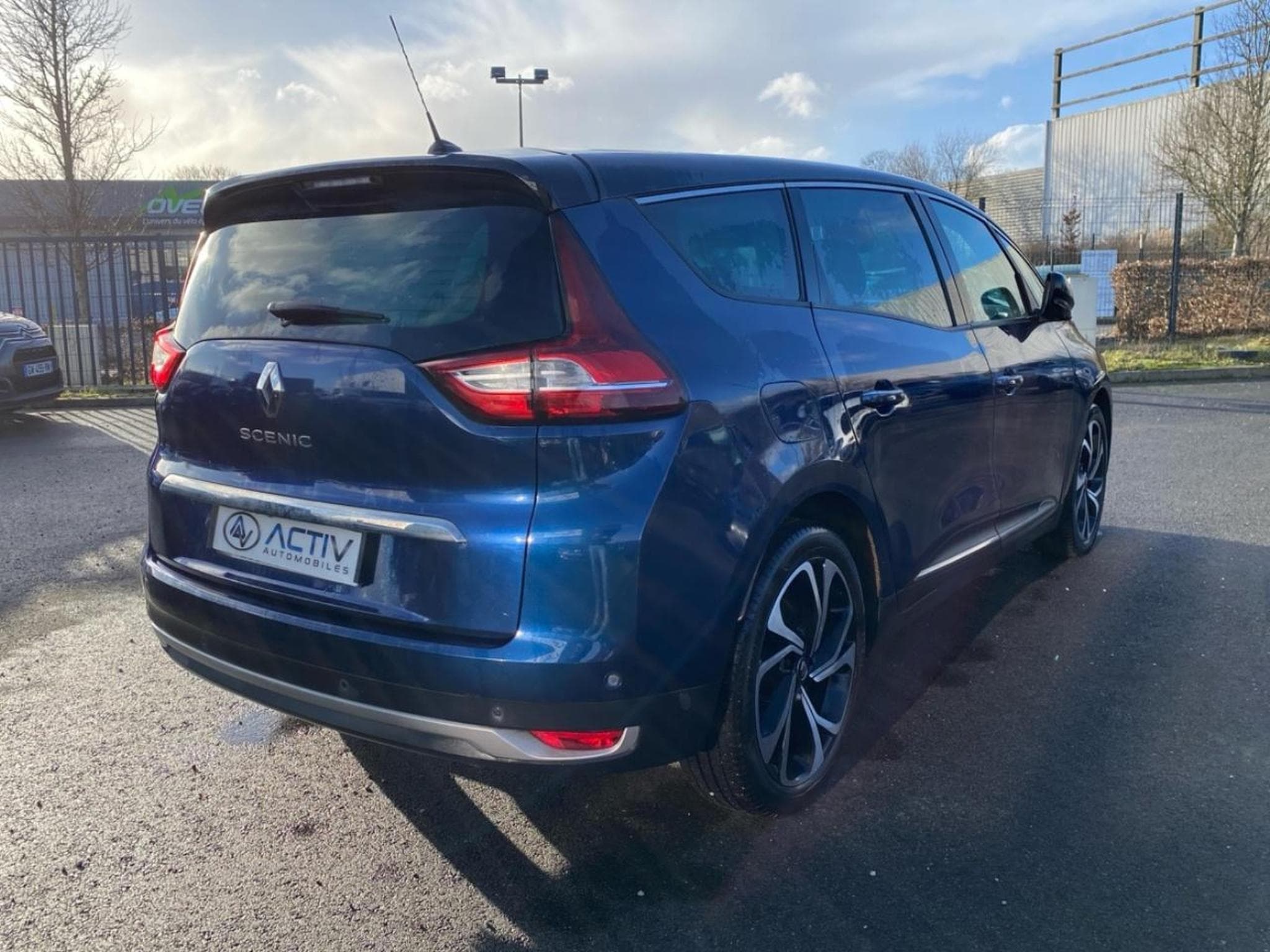 Renault GRAND SCENIC IV 1.7 BLUE DCI 120 INTENS 7PL (2019) - Photo 5