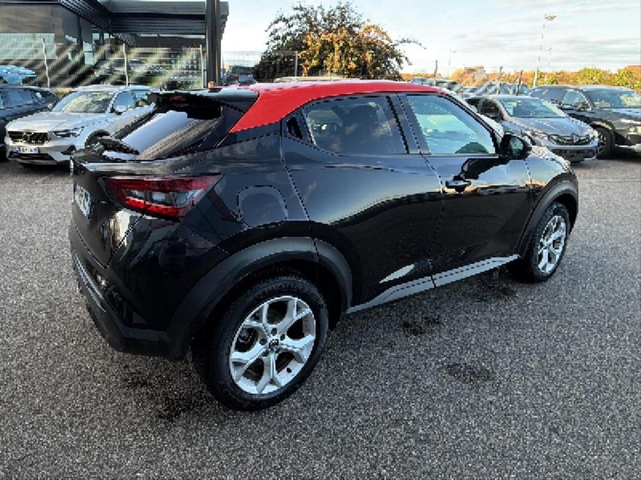 Nissan JUKE 1.0 DIG-T 114 TEKNA DCT (2022) - Foto 5