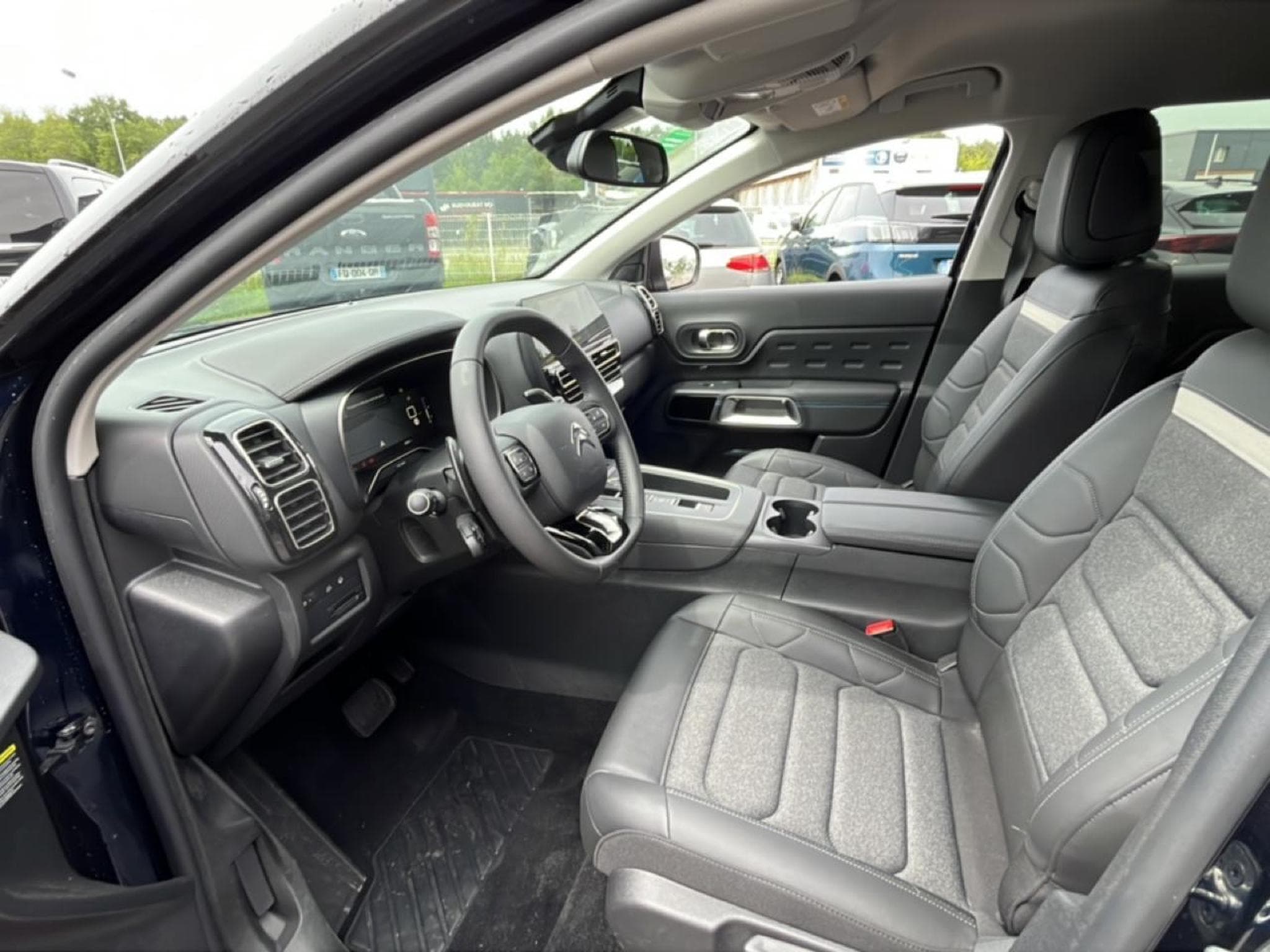 Citroen C5 AIRCROSS 1.2 HYBRIDE 145 MAX BOITE AUTOMATIQUE (2025) - Foto 10