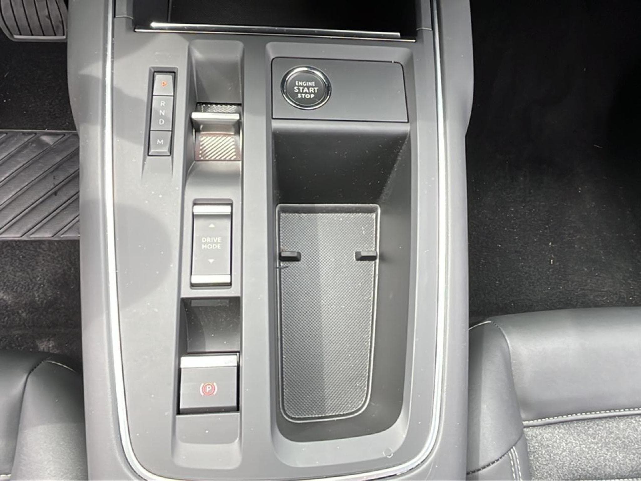 Citroen C5 AIRCROSS 1.2 HYBRIDE 145 MAX BOITE AUTOMATIQUE (2025) - Foto 18