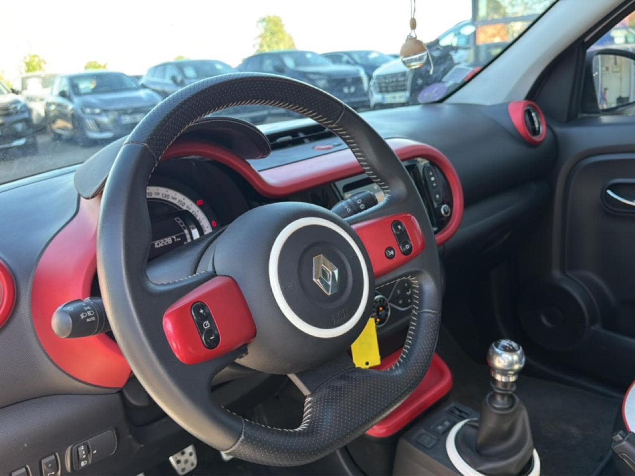 Renault TWINGO III 0.9 TCE 90 ENERGY EDITION ONE (2015) - Foto 15
