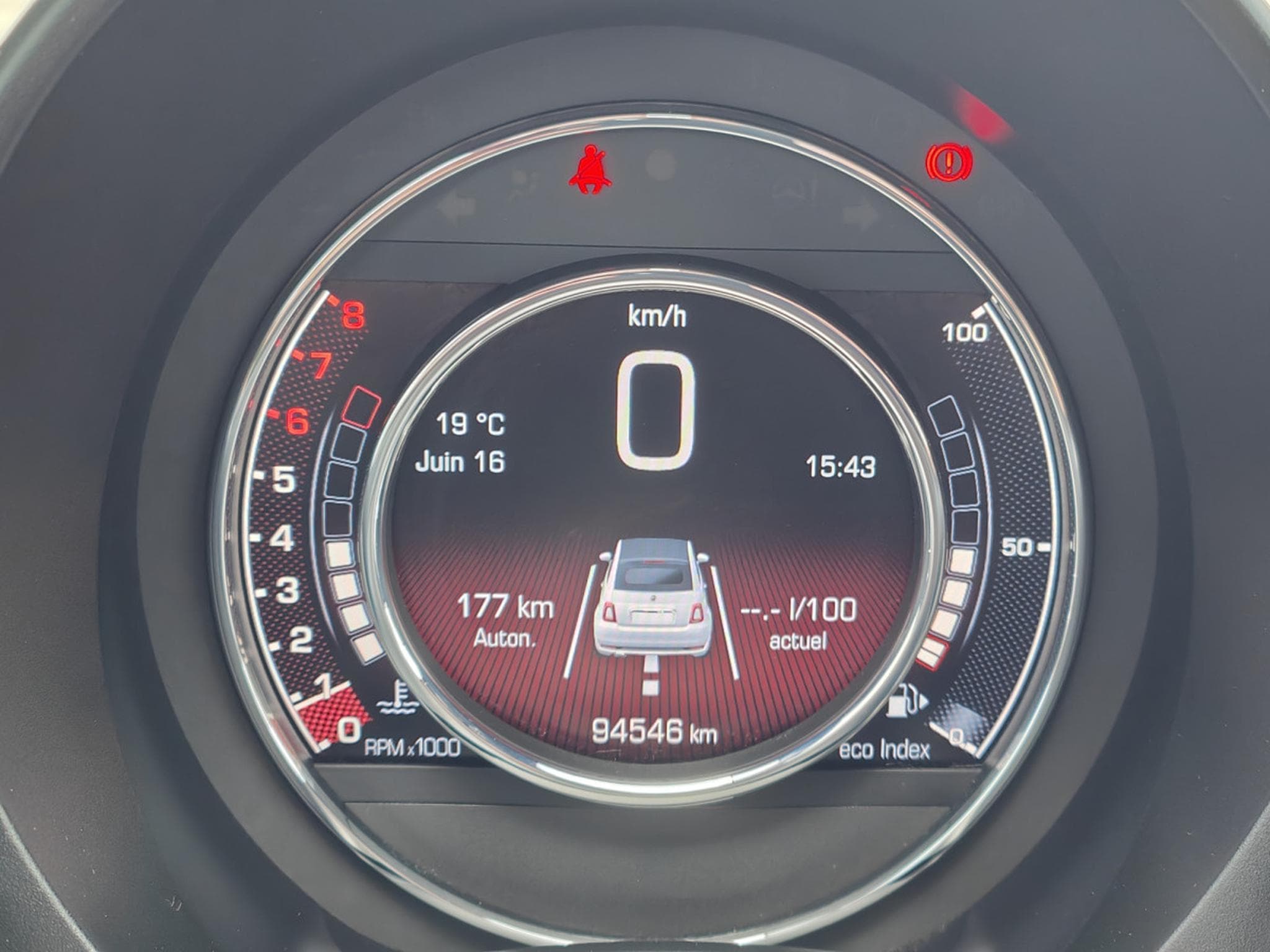 Fiat 500 1.0i MHEV CARPLAY/ANDROID AUTO GPS BLUETOOTH RADAR ARR (2021) - Photo 18