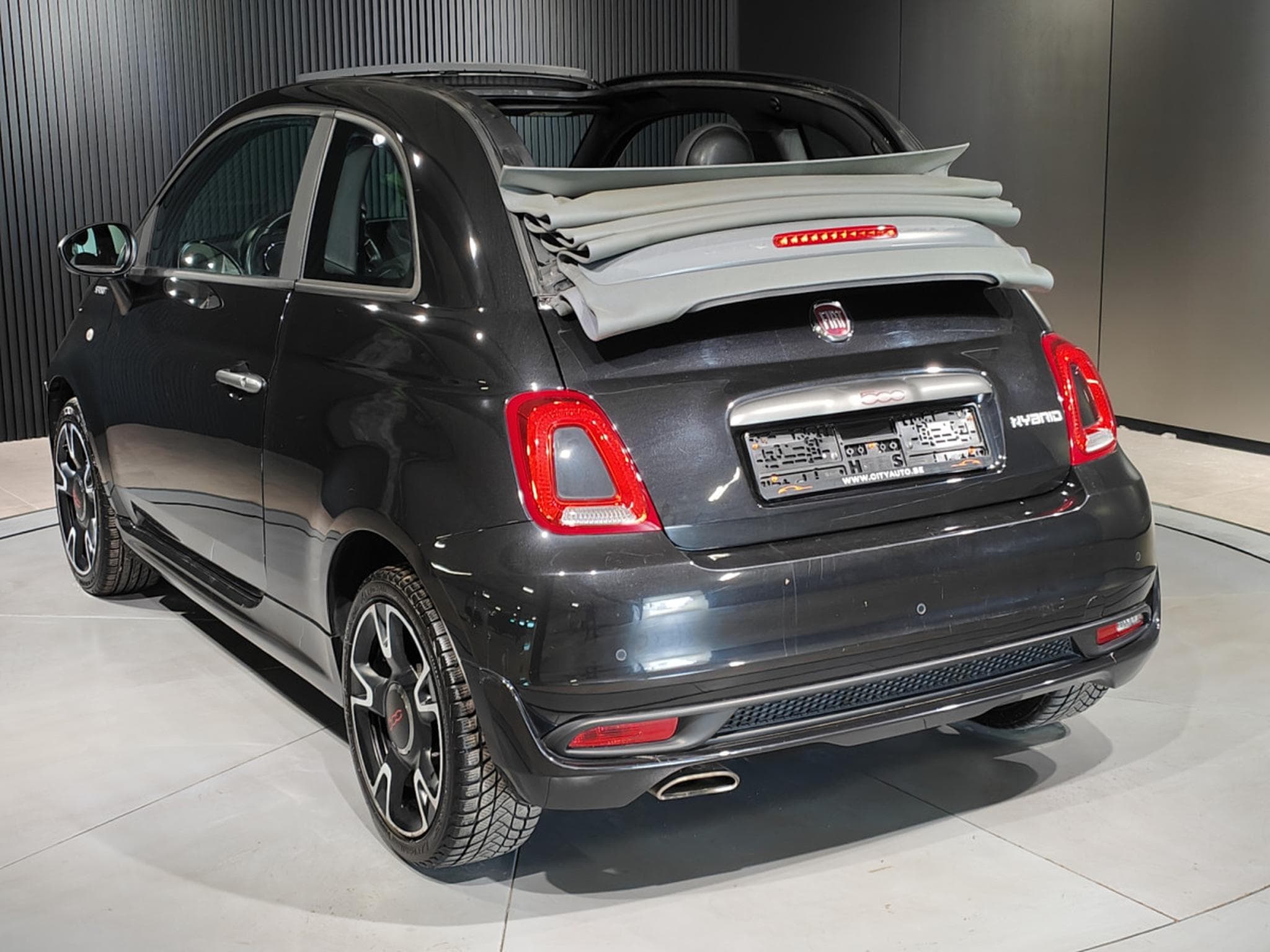 Fiat 500 1.0i MHEV CARPLAY/ANDROID AUTO GPS BLUETOOTH RADAR ARR (2021) - Photo 4