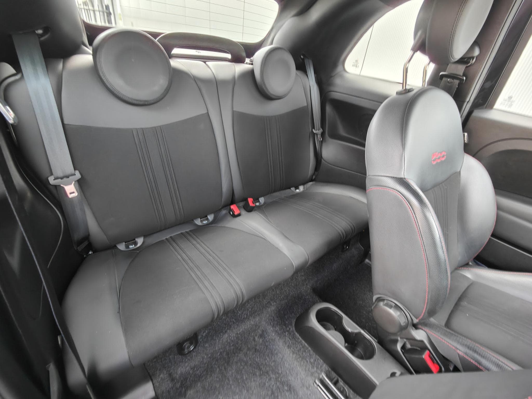 Fiat 500 1.0i MHEV CARPLAY/ANDROID AUTO GPS BLUETOOTH RADAR ARR (2021) - Photo 8