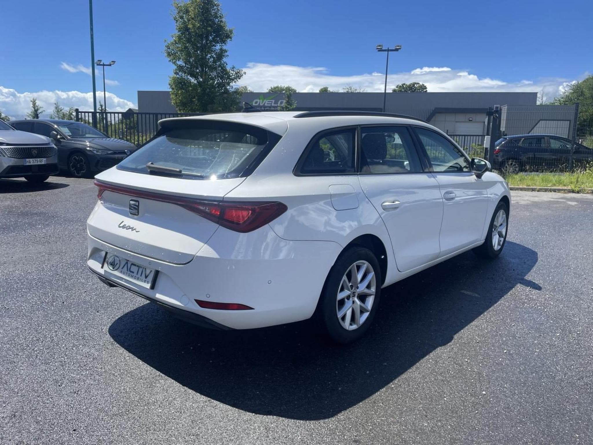 Seat Leon 1.5 TGI 130 GNV BUSINESS DSG7 (2023) - Photo 5