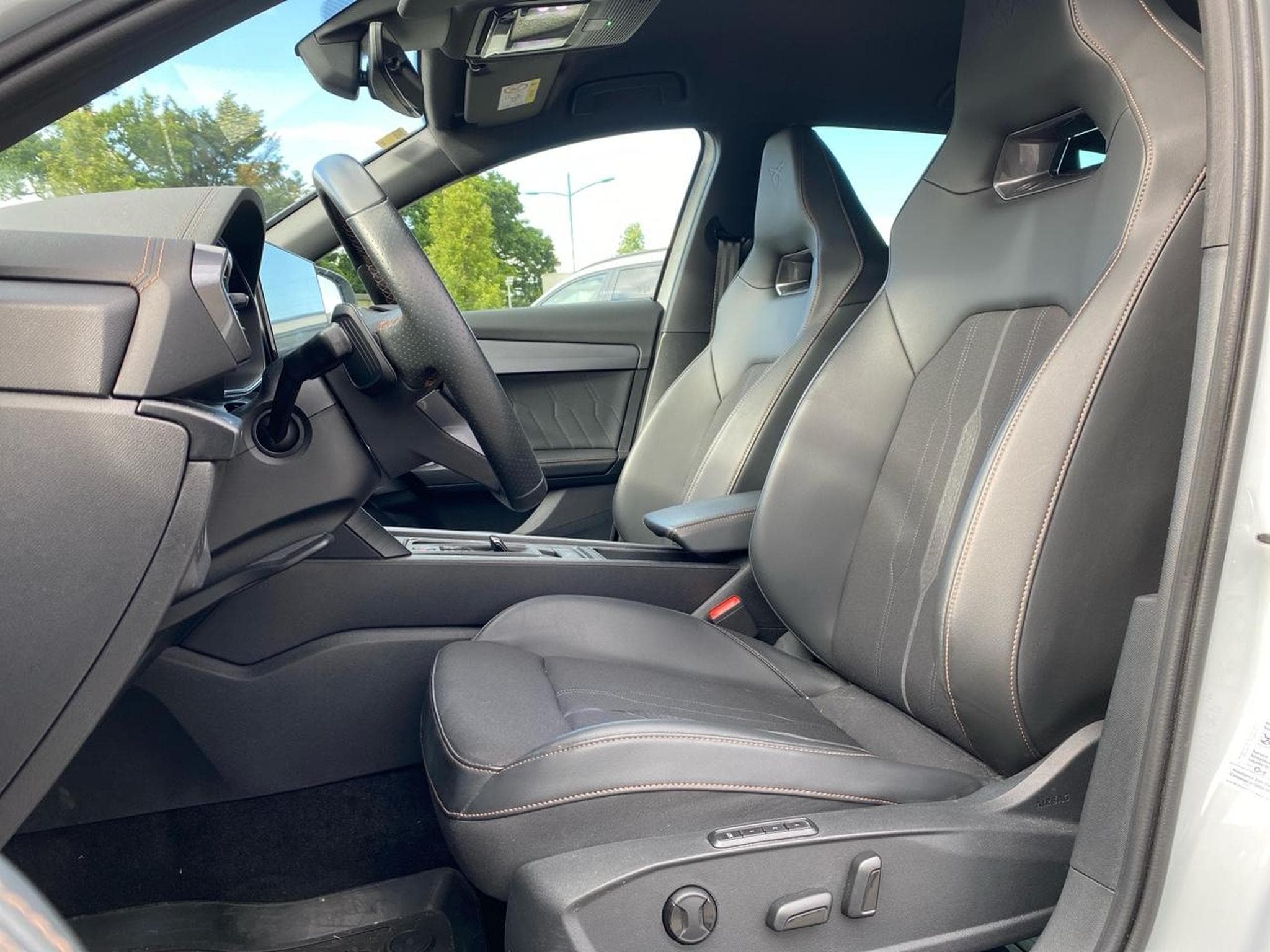 Cupra FORMENTOR 2.0 TSI 190 V DSG7 4DRIVE (2023) - Photo 10