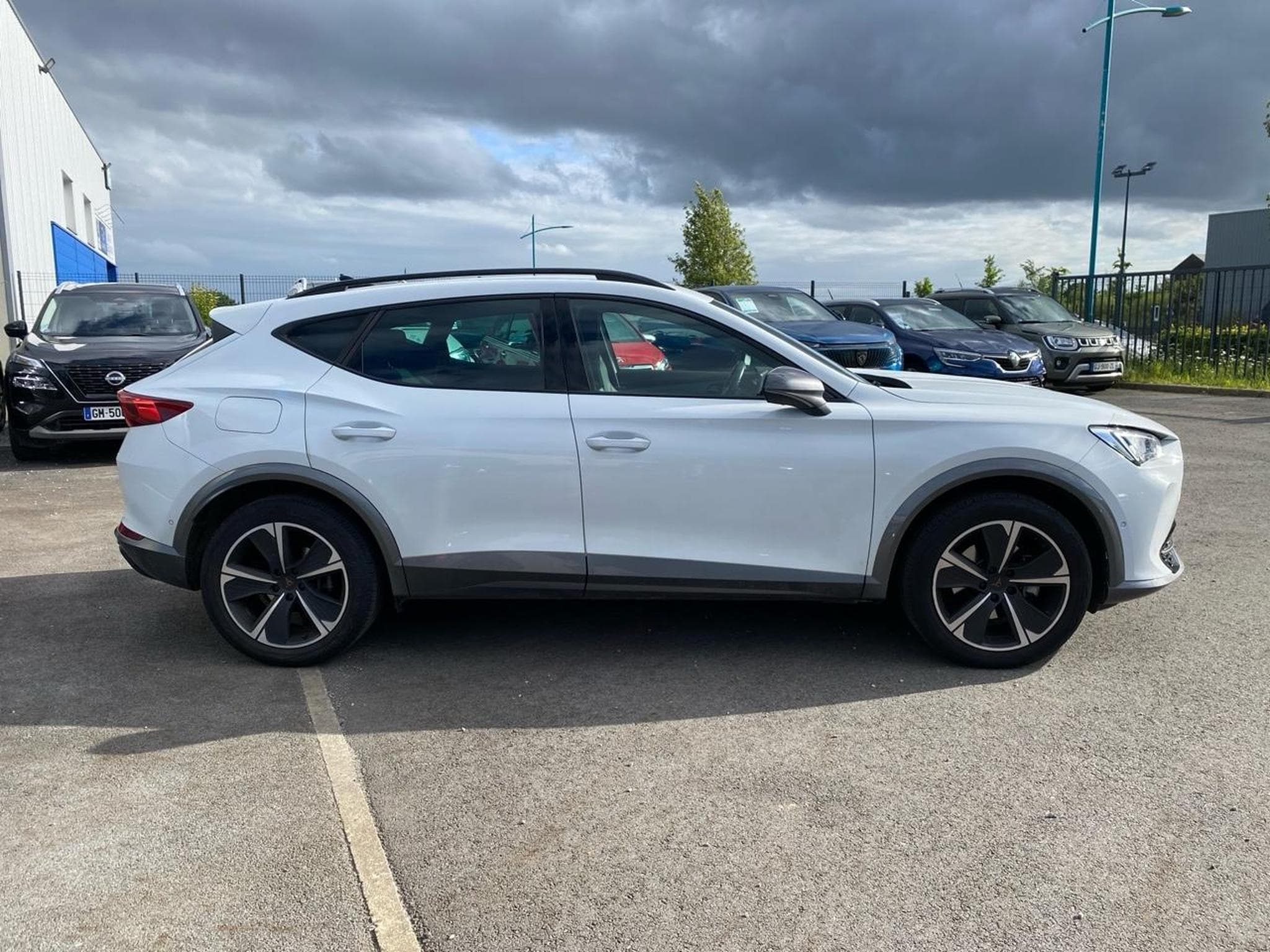 Cupra FORMENTOR 2.0 TSI 190 V DSG7 4DRIVE (2023) - Photo 4