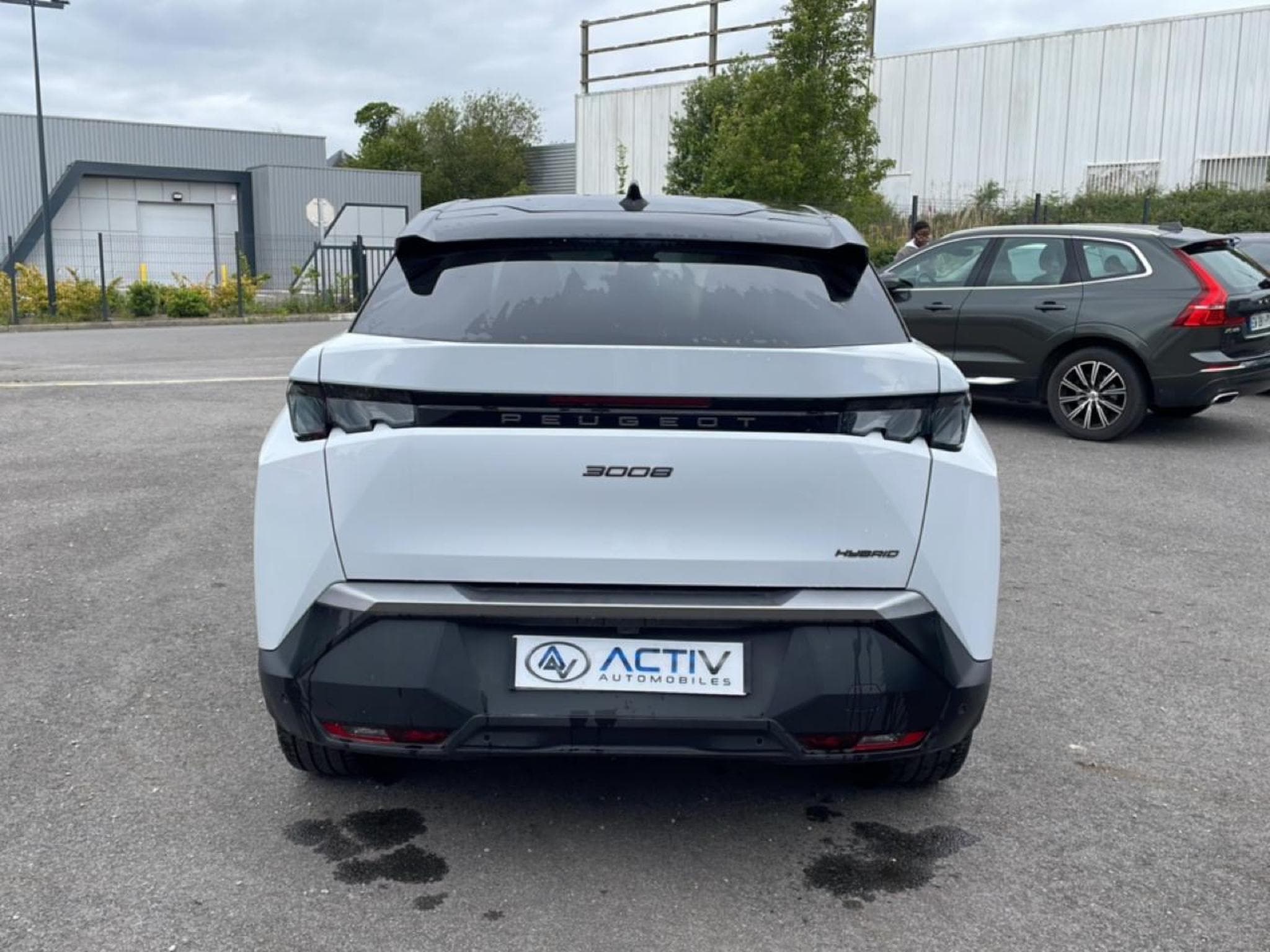Peugeot 3008 1.2 HYBRID 145 GT E-DCS6 (2025) - Foto 6