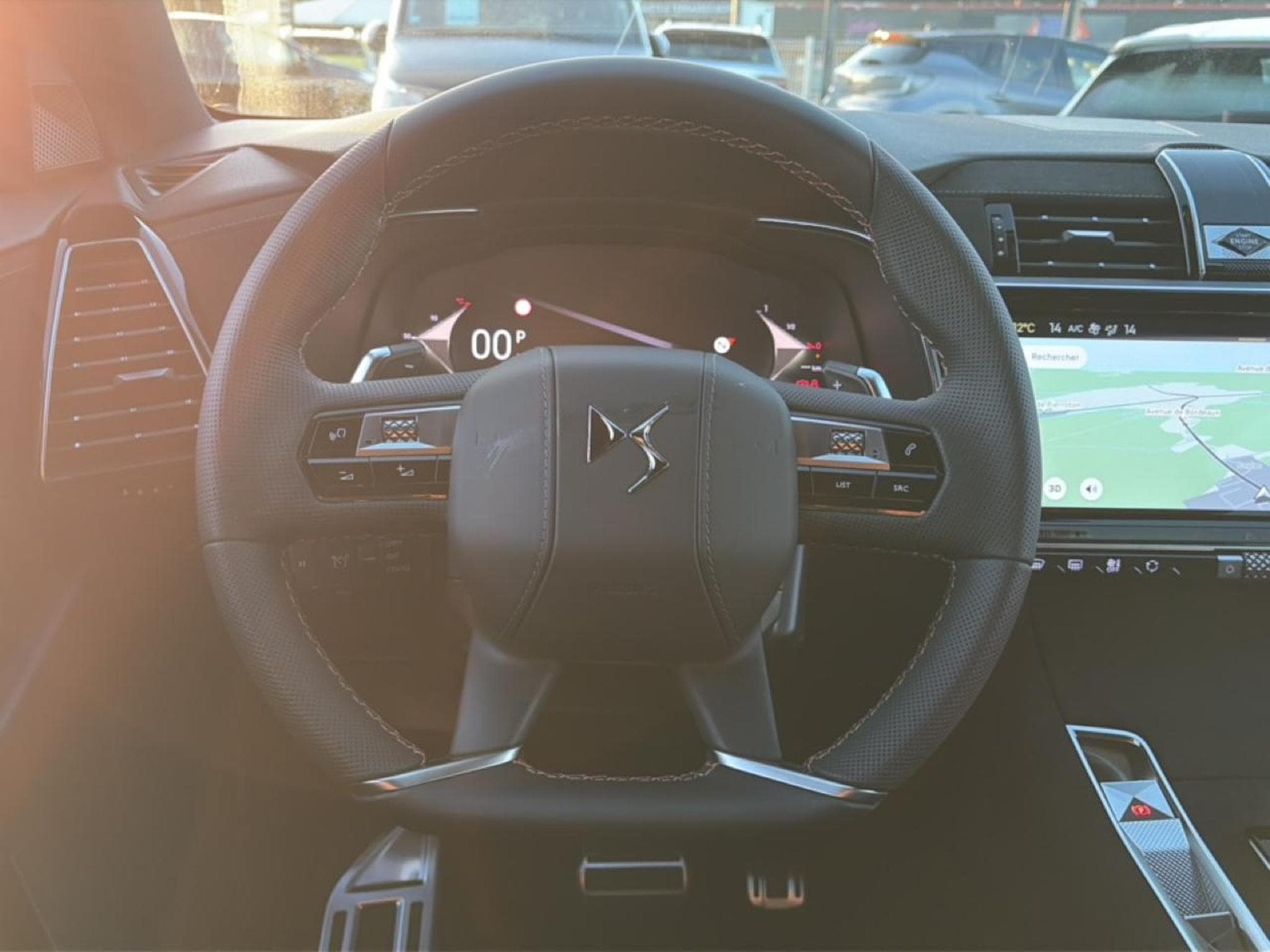 DS Automobiles DS7 1.5 BLUEHDI 130 PERFORMANCE LINE (2026) - Foto 17