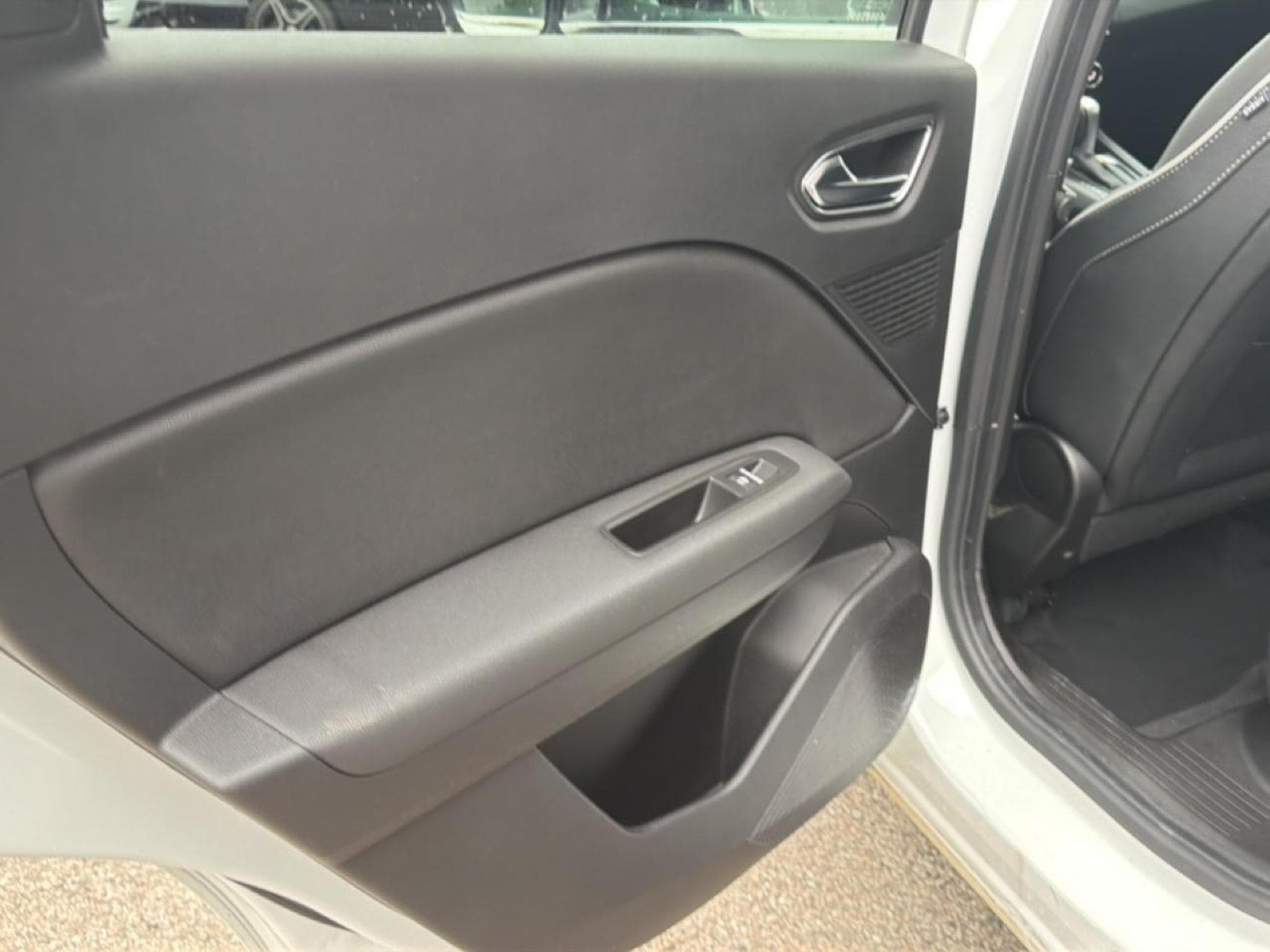 Renault CAPTUR II 1.3 TCE 130 FAP INTENS EDC (2019) - Photo 20