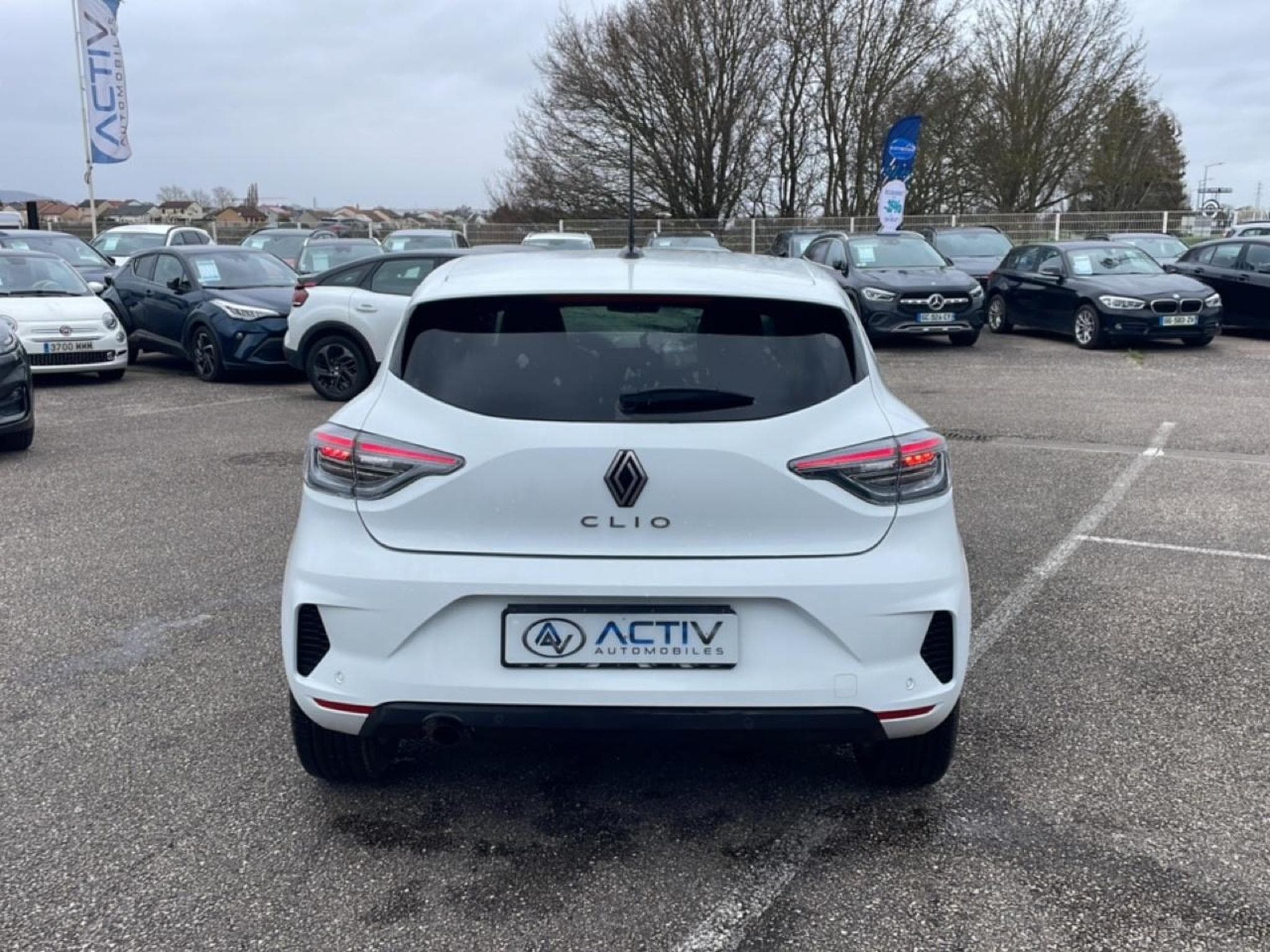 Renault Clio 1.0 TCE 90 EVOLUTION CVT (2025) - Photo 6