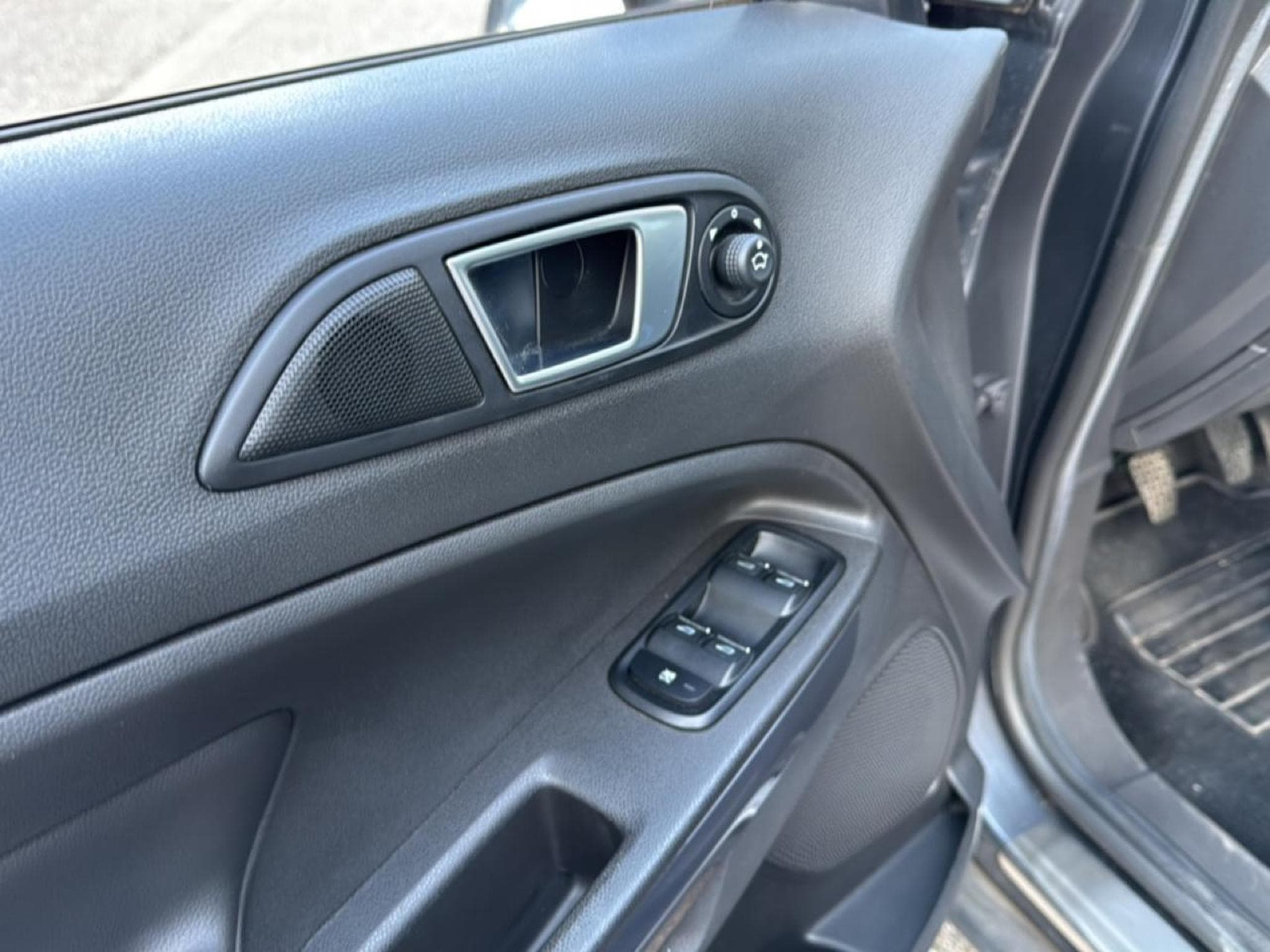 Ford ECOSPORT 1.0 ECOBOOST 125 TITANIUM (2017) - Photo 18