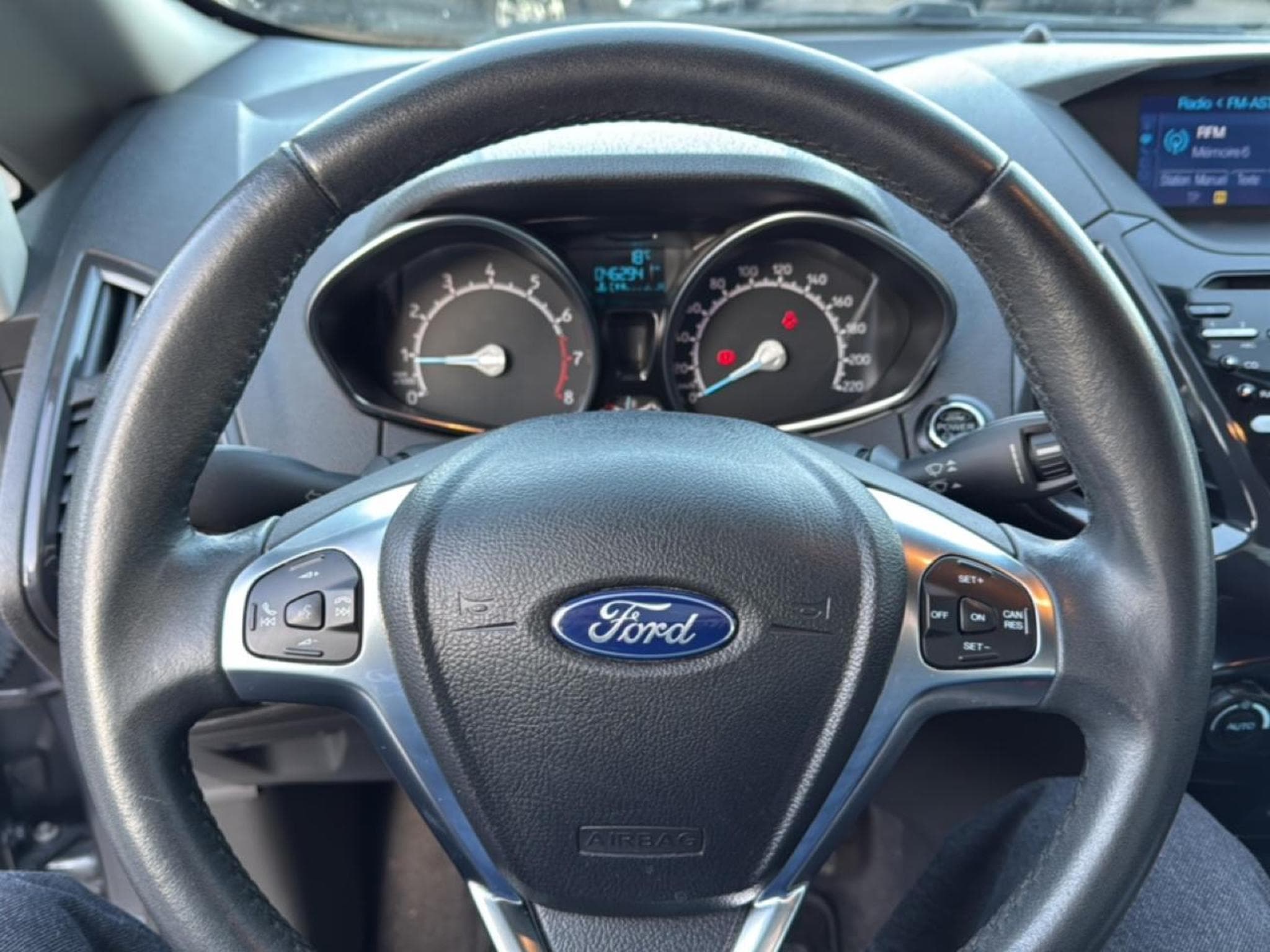 Ford ECOSPORT 1.0 ECOBOOST 125 TITANIUM (2017) - Photo 19