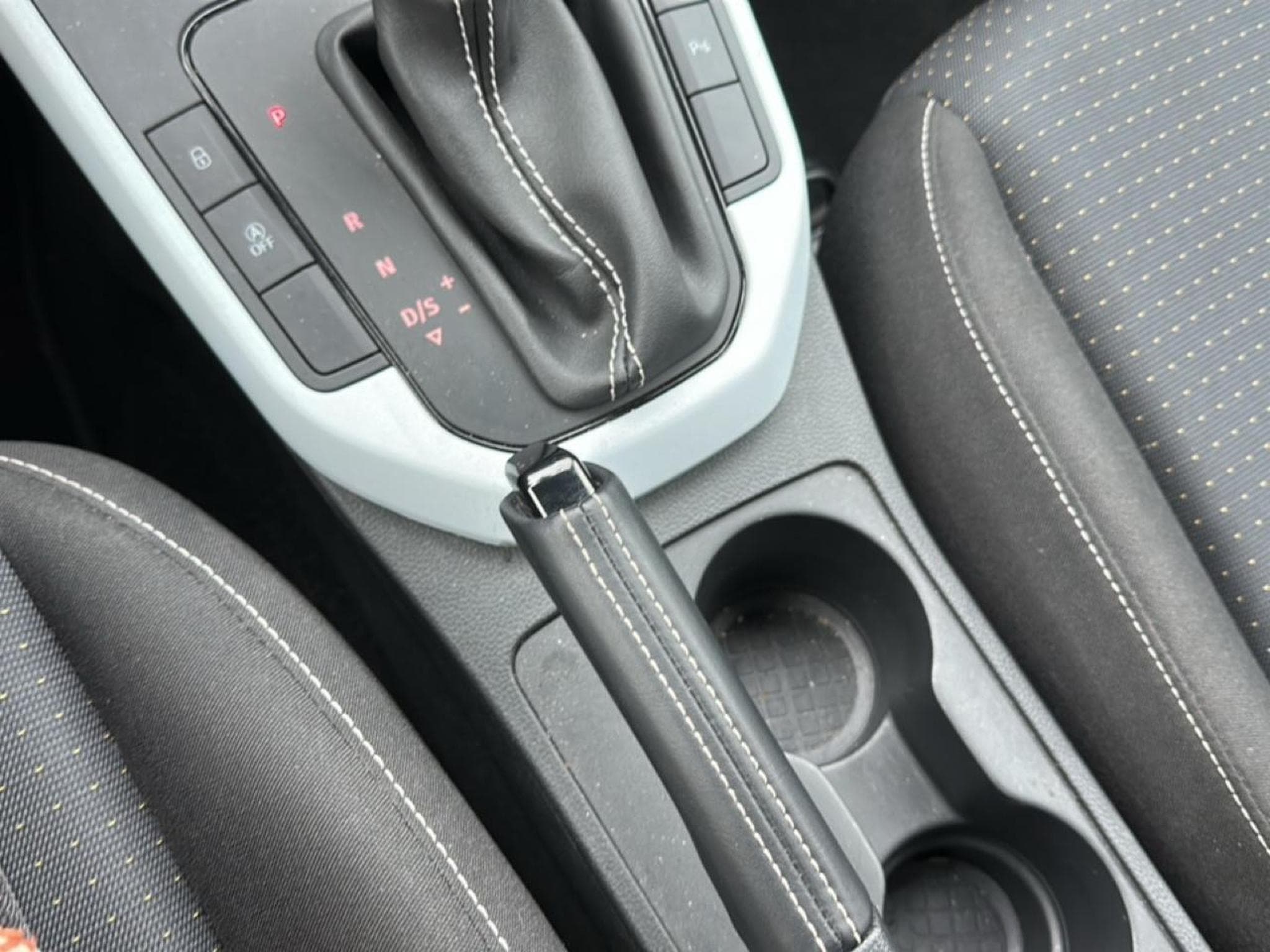 Seat ARONA 1.0 TSI 115 COPA DSG7 (2025) - Foto 20