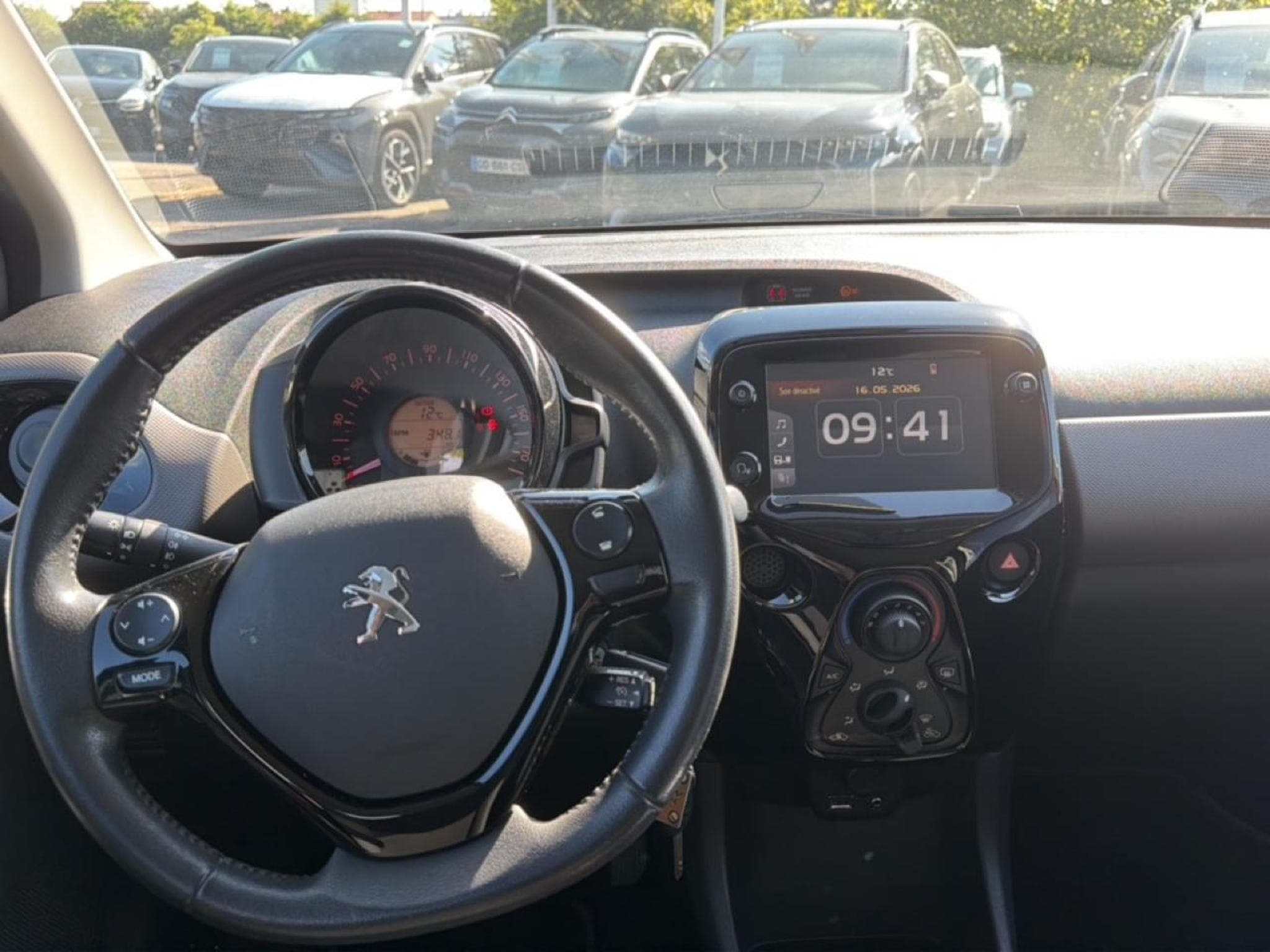 Peugeot 108 VTI 72 STYLE 85G 5P (2020) - Photo 10
