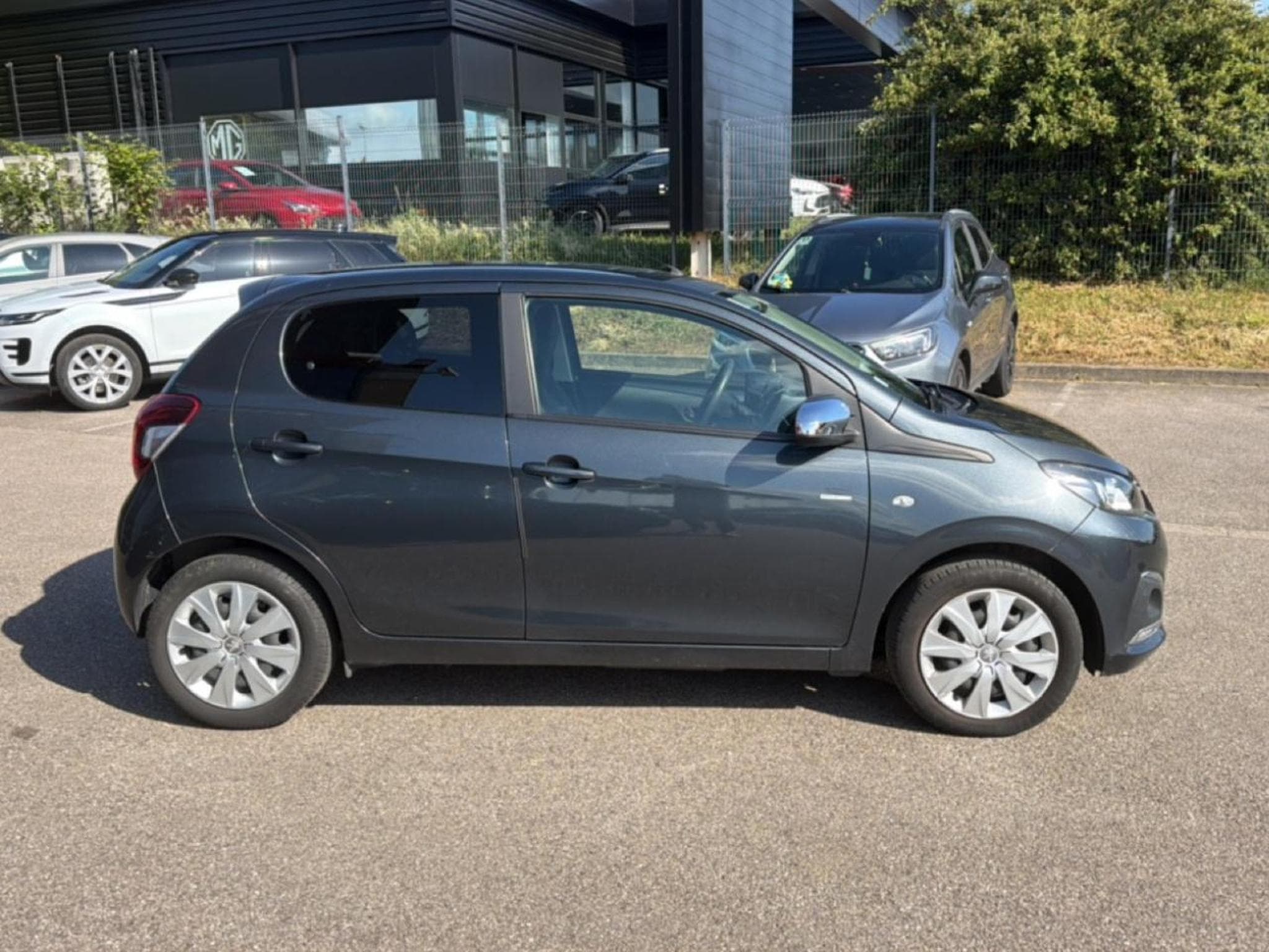 Peugeot 108 VTI 72 STYLE 85G 5P (2020) - Photo 4