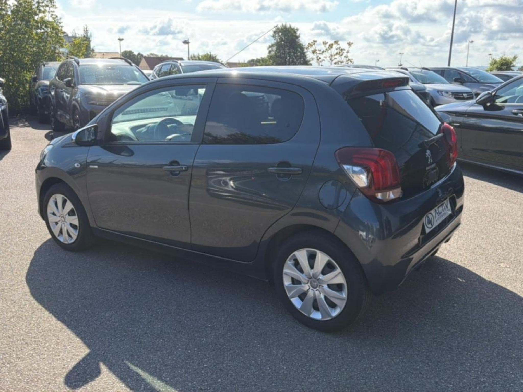 Peugeot 108 VTI 72 STYLE 85G 5P (2020) - Photo 7