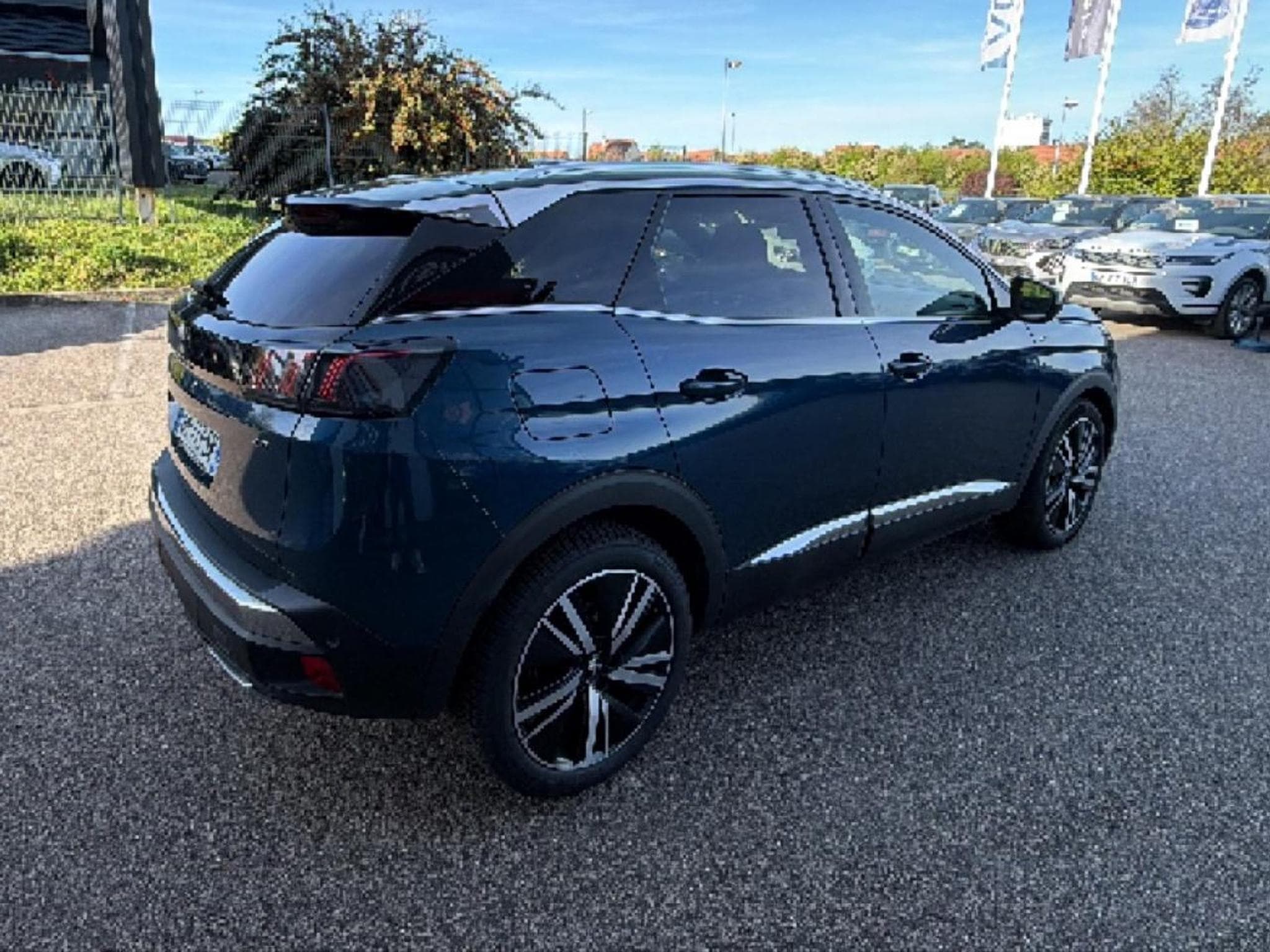 Peugeot 3008 1.5 BLUEHDI 130 GT PACK EAT8 (2021) - Photo 5