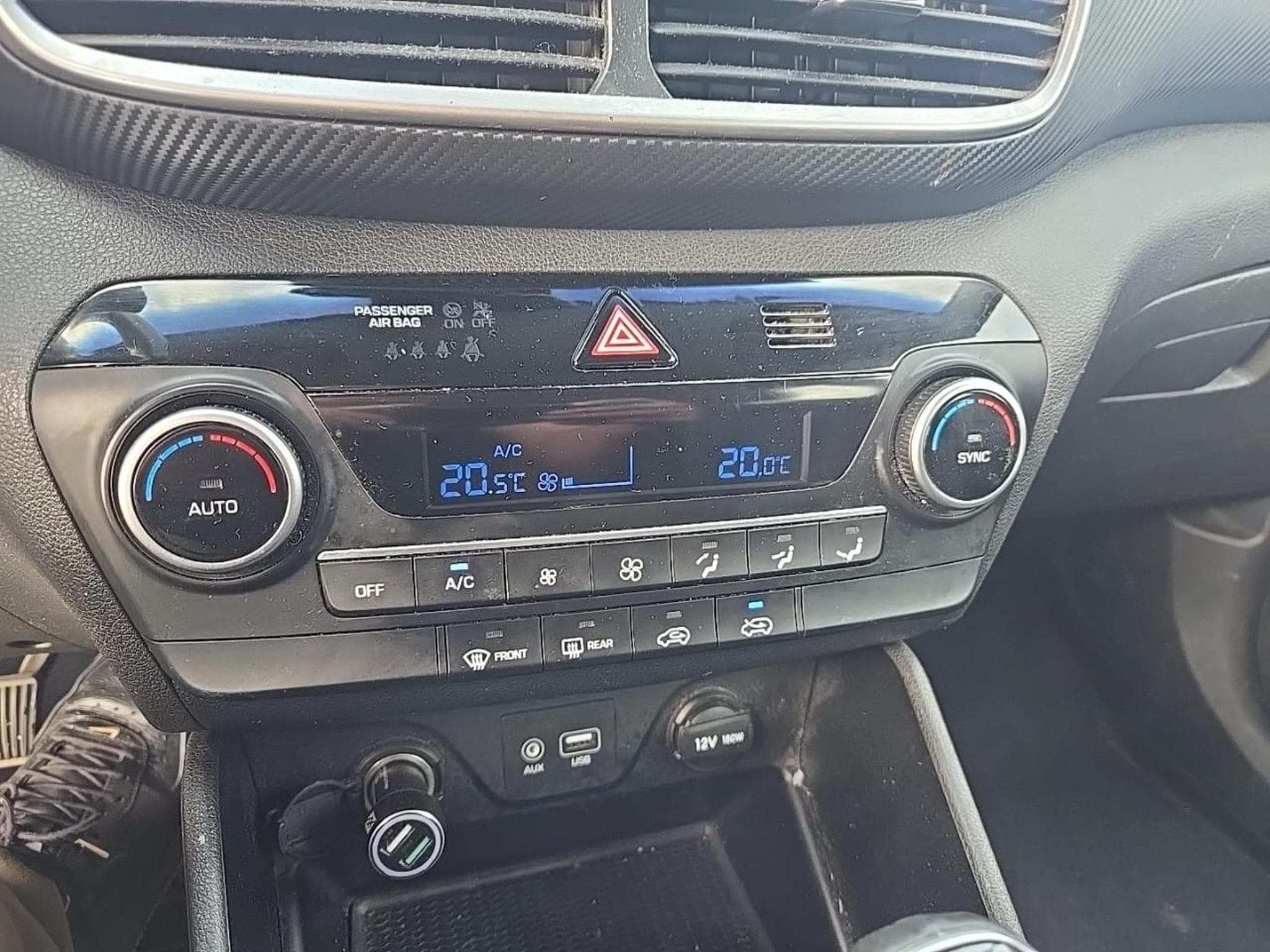 Hyundai TUCSON 1.6 CRDI 115 HYBRID 48V BUSINESS (2020) - Foto 17