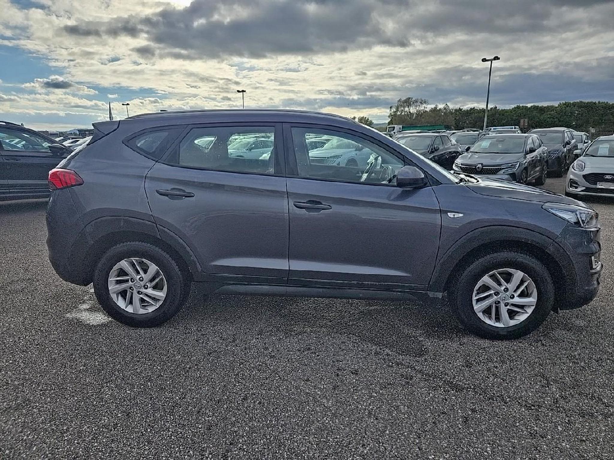 Hyundai TUCSON 1.6 CRDI 115 HYBRID 48V BUSINESS (2020) - Foto 4