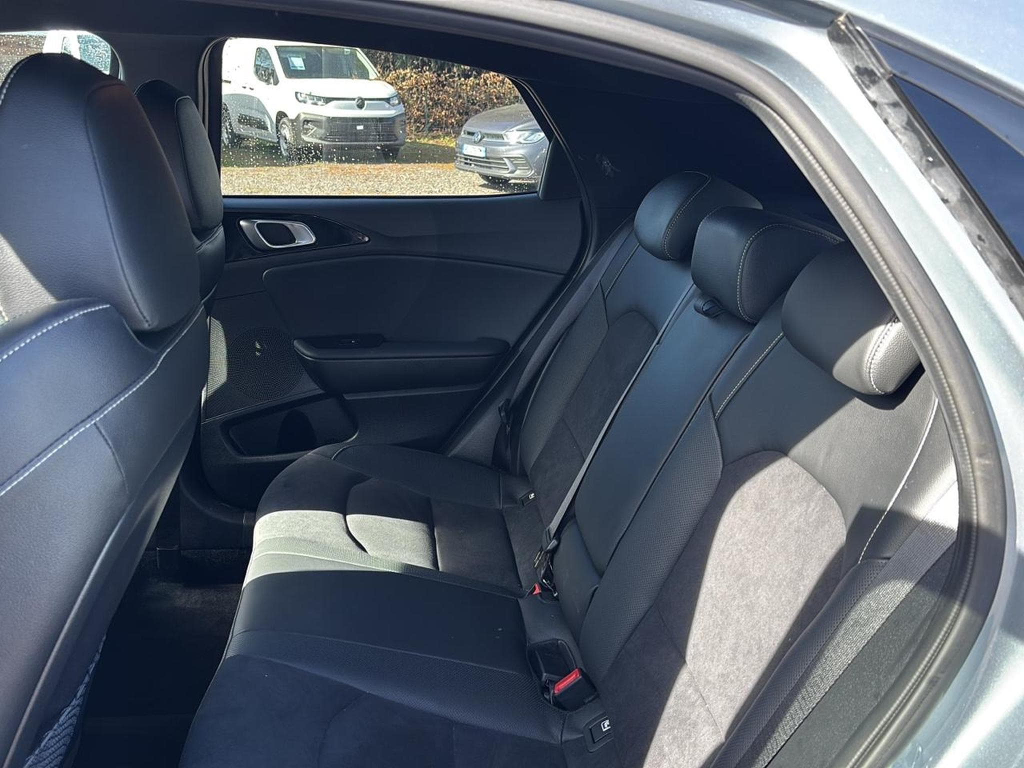 Kia XCEED 1.5 T-GDI 140 GT-LINE PREMIUM DCT7 (2024) - Photo 14