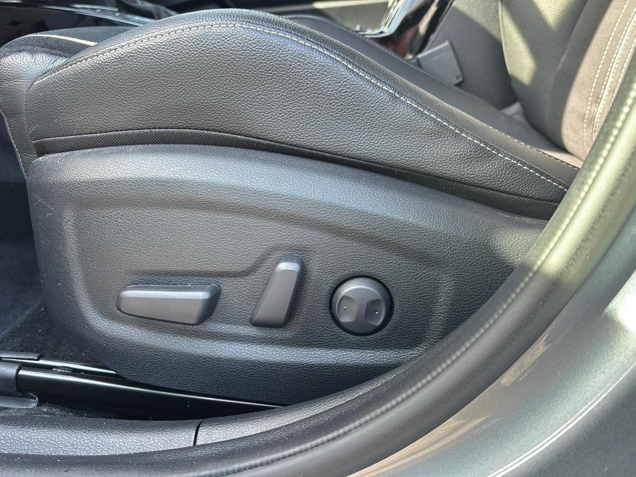 Kia XCEED 1.5 T-GDI 140 GT-LINE PREMIUM DCT7 (2024) - Photo 18