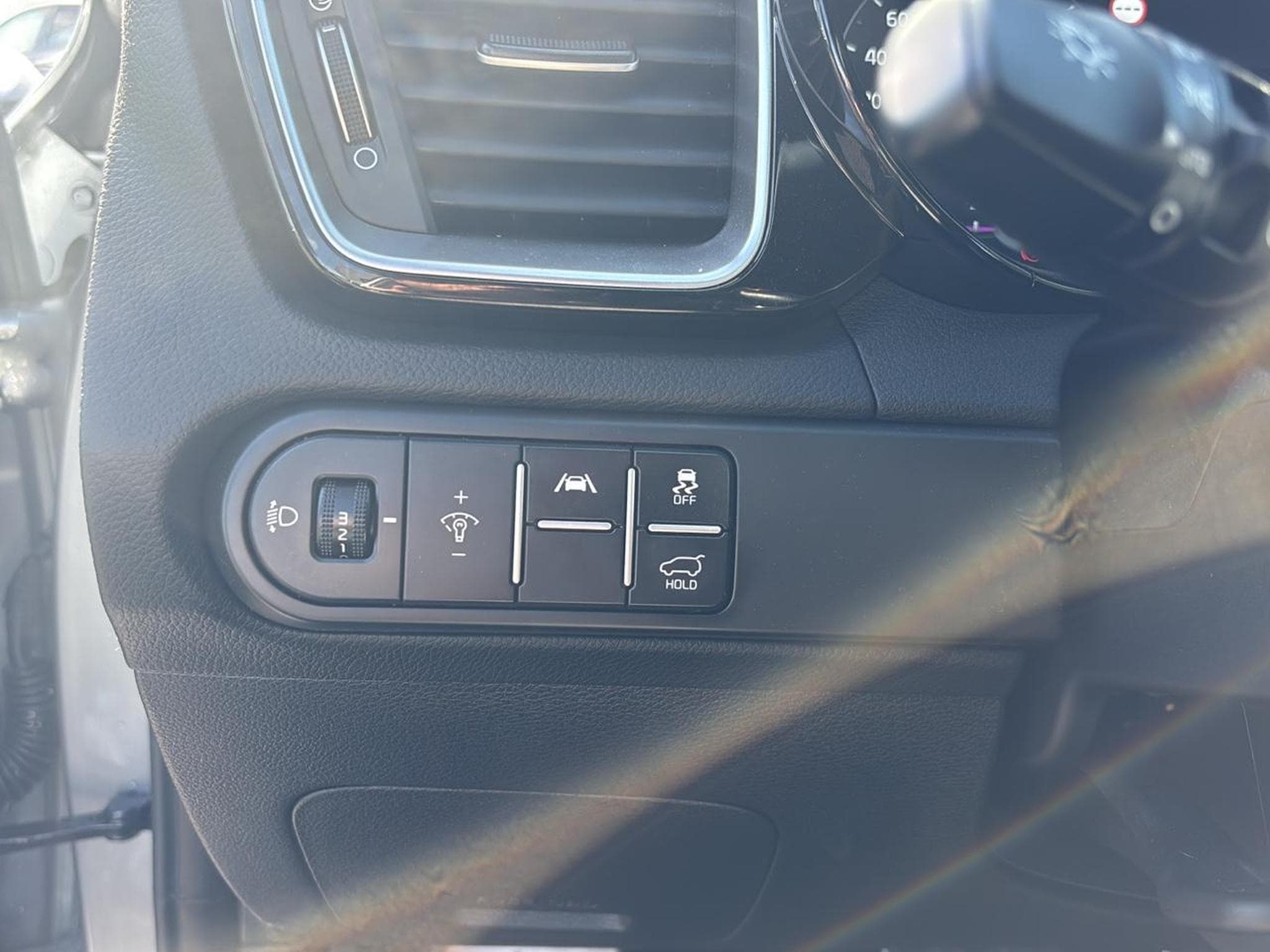 Kia XCEED 1.5 T-GDI 140 GT-LINE PREMIUM DCT7 (2024) - Photo 19